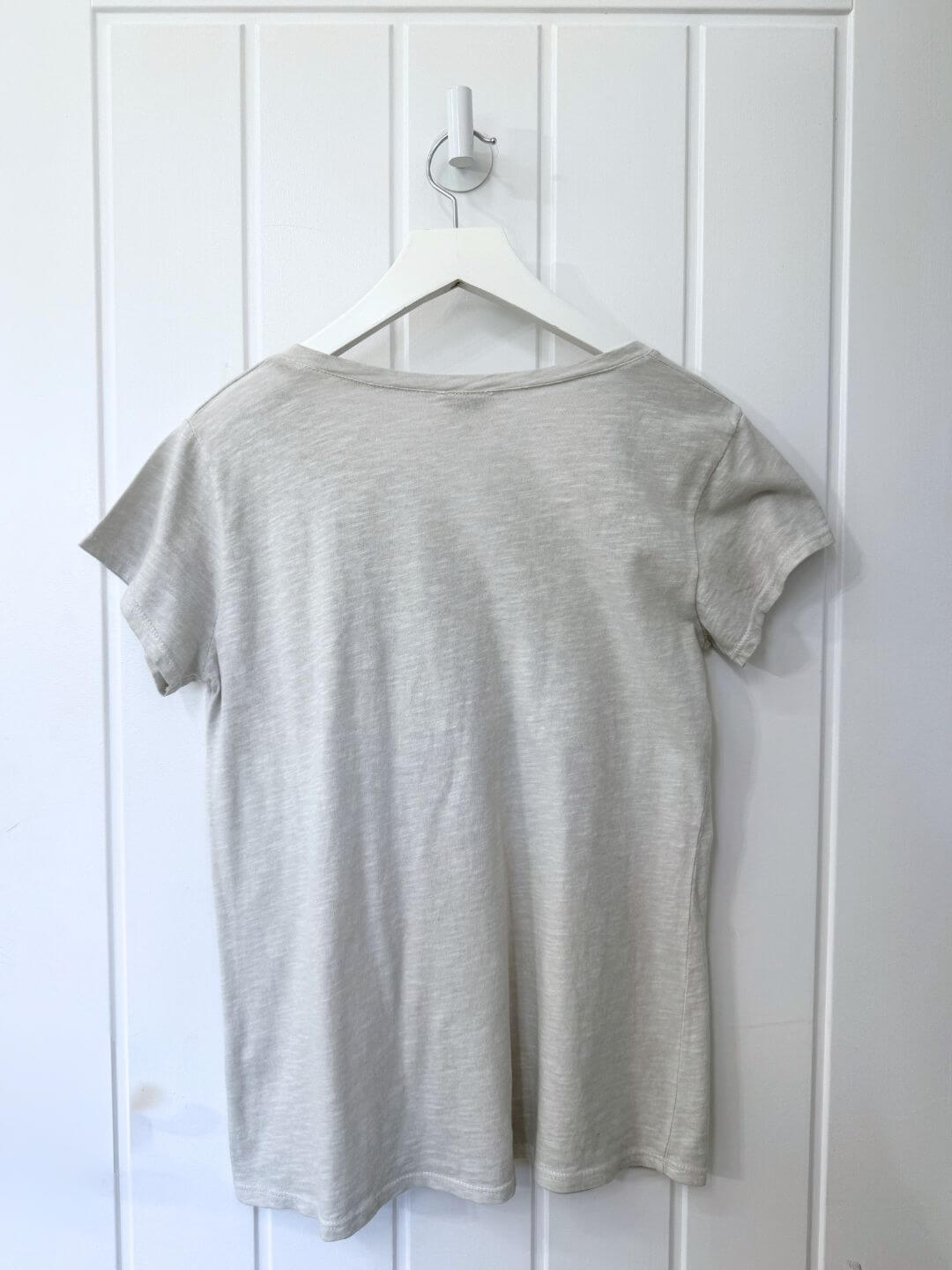 Bali Tee | Distressed Silver Grey