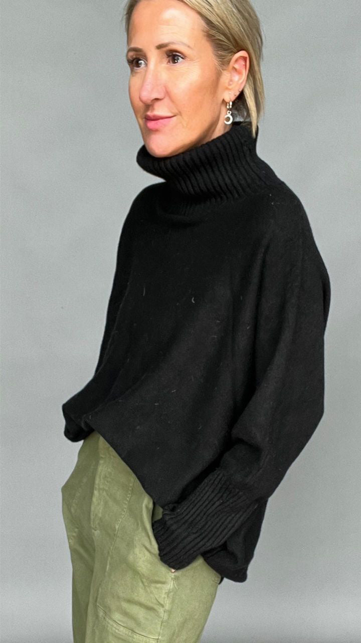 Arabella Roll Neck | BLACK