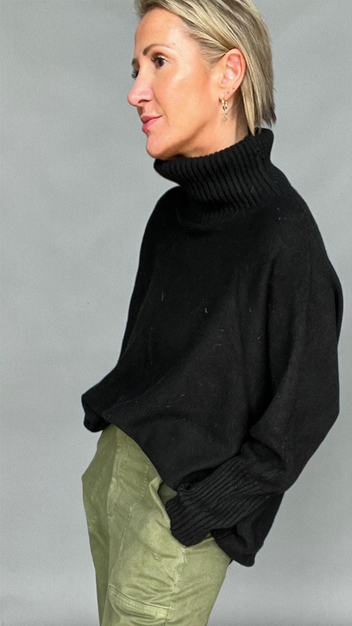 Arabella Roll Neck | BLACK