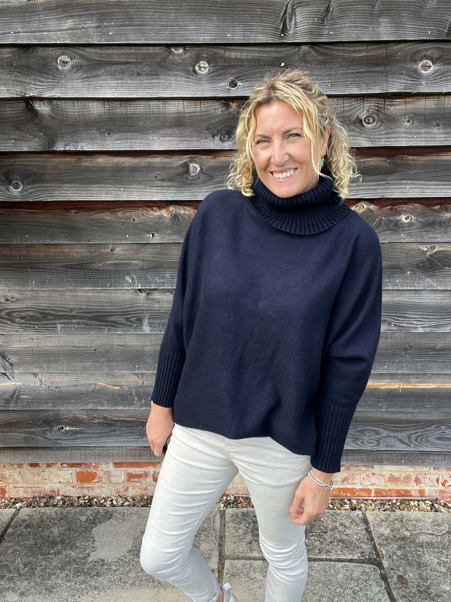 Arabella Roll Neck | BLACK