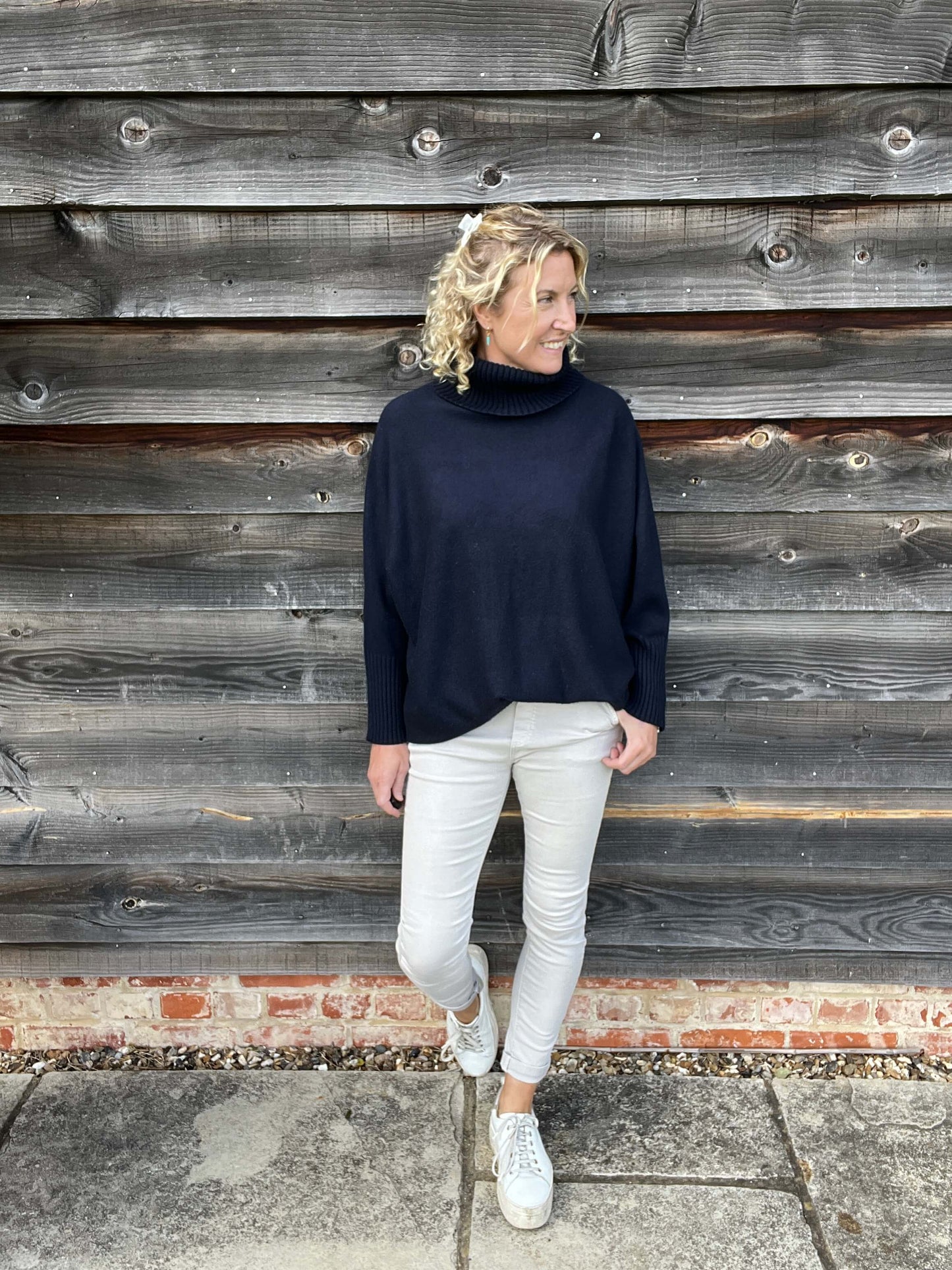 Arabella Roll Neck | BLACK