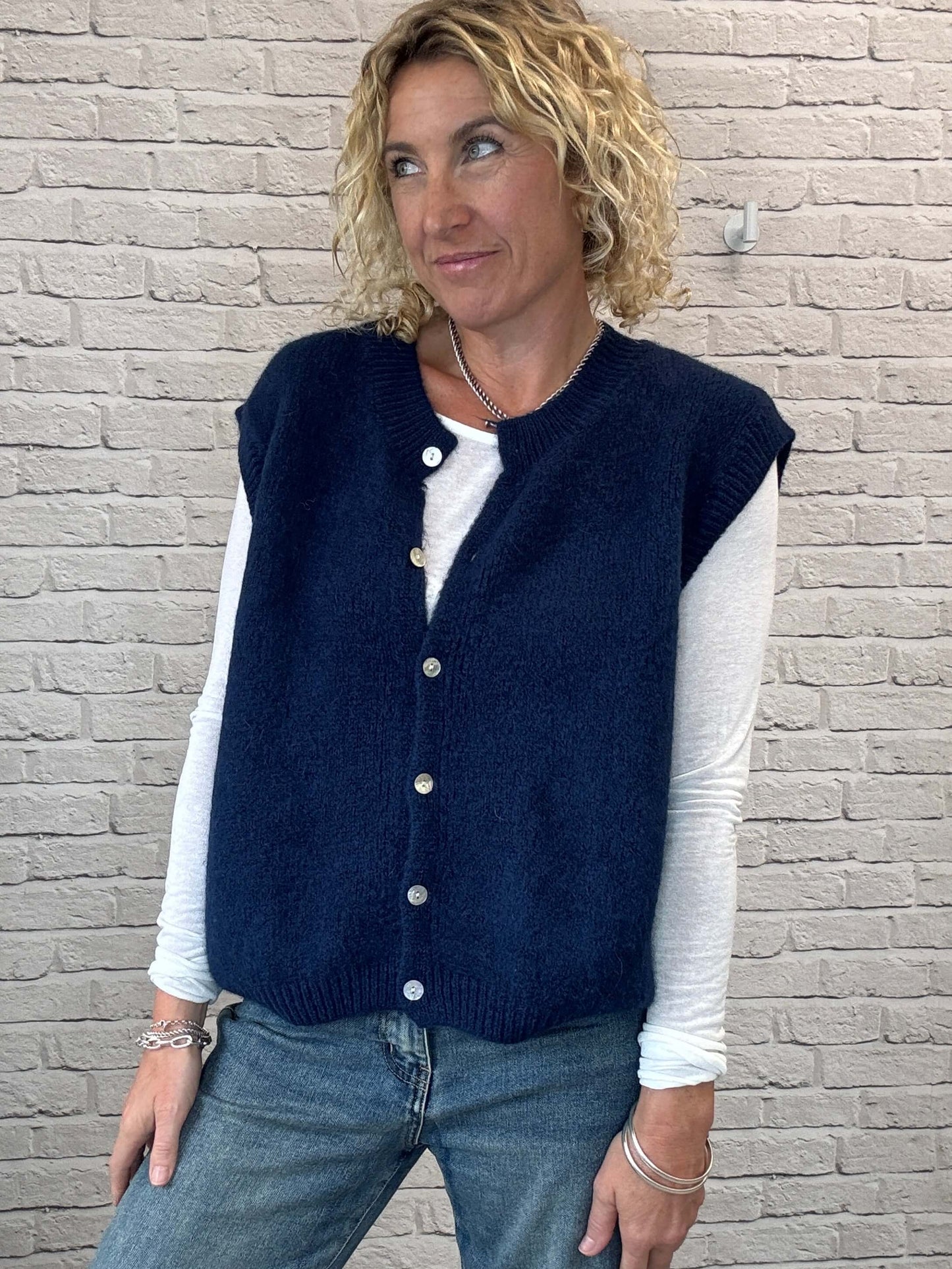 Uma Knitted Vest | Navy