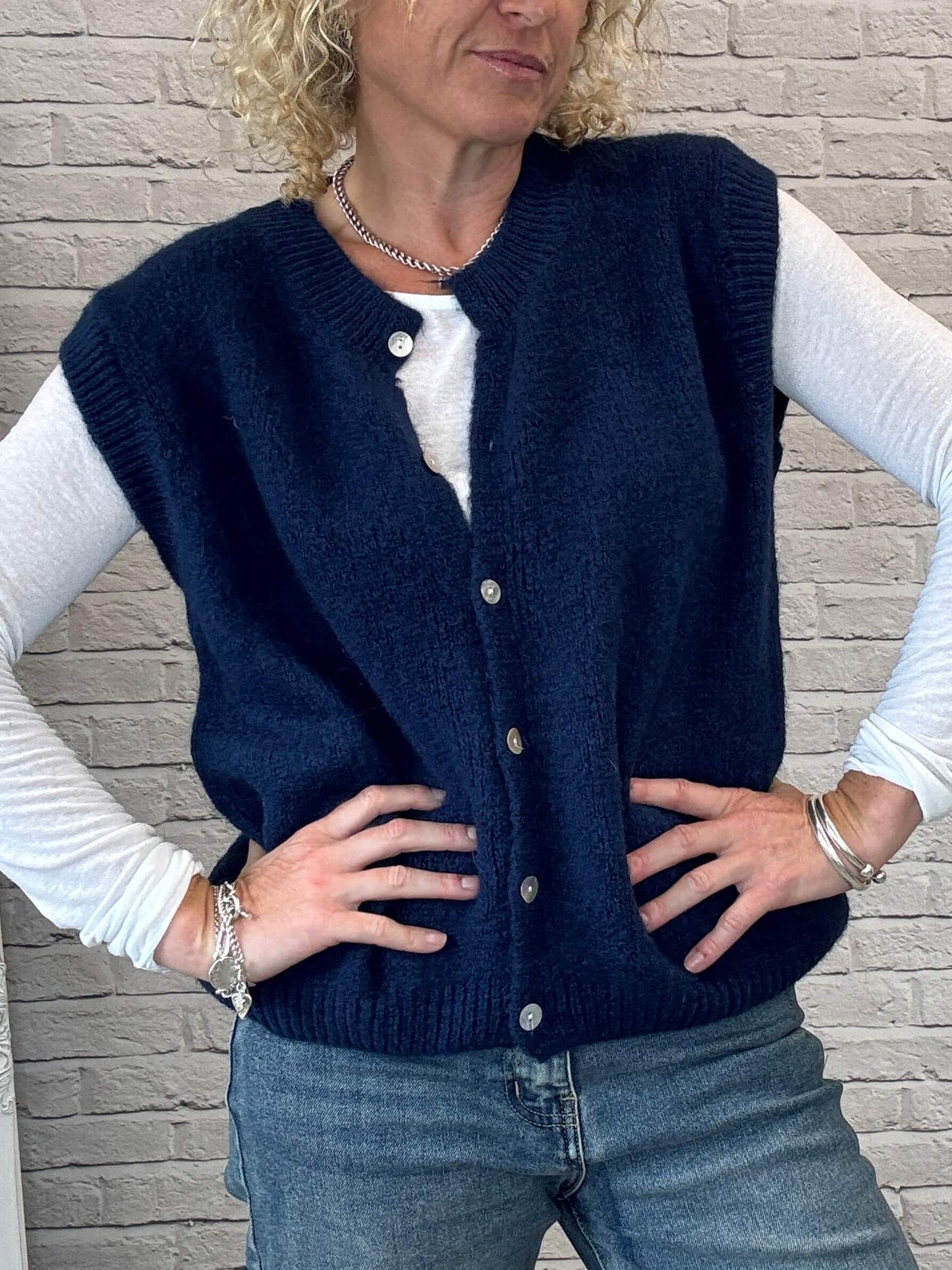 Uma Knitted Vest | Navy