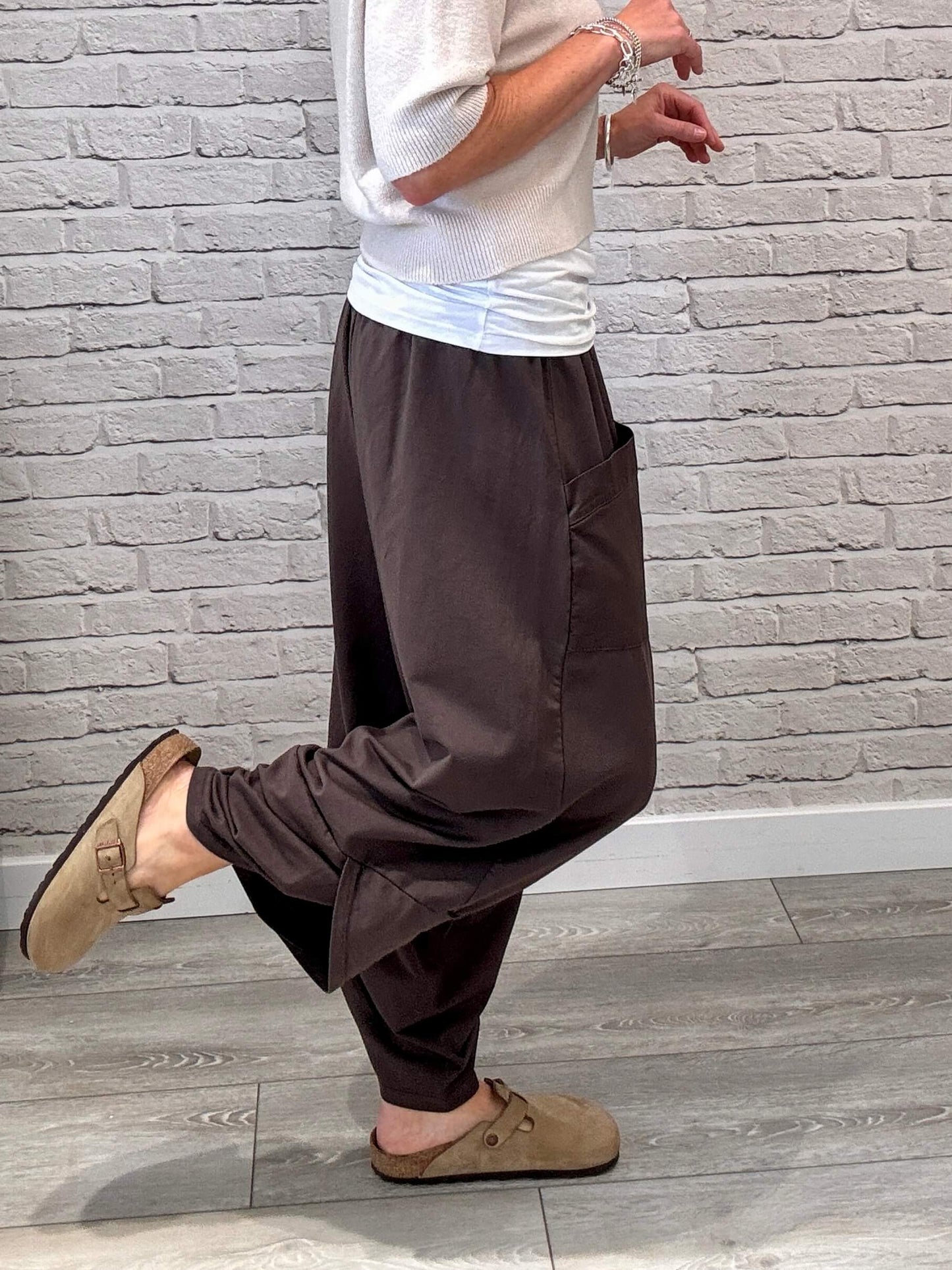 Etta Front Pocket Cocoon Pants | Chocolate