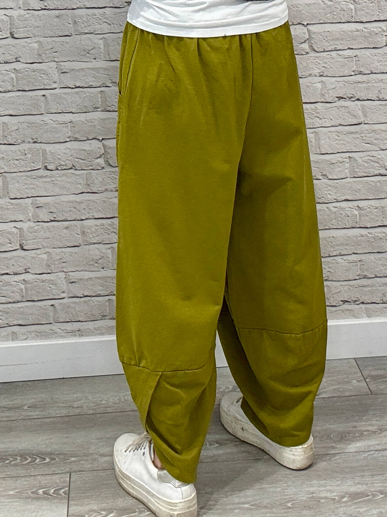 Etta Front Pocket Cocoon Pants | Pistachio