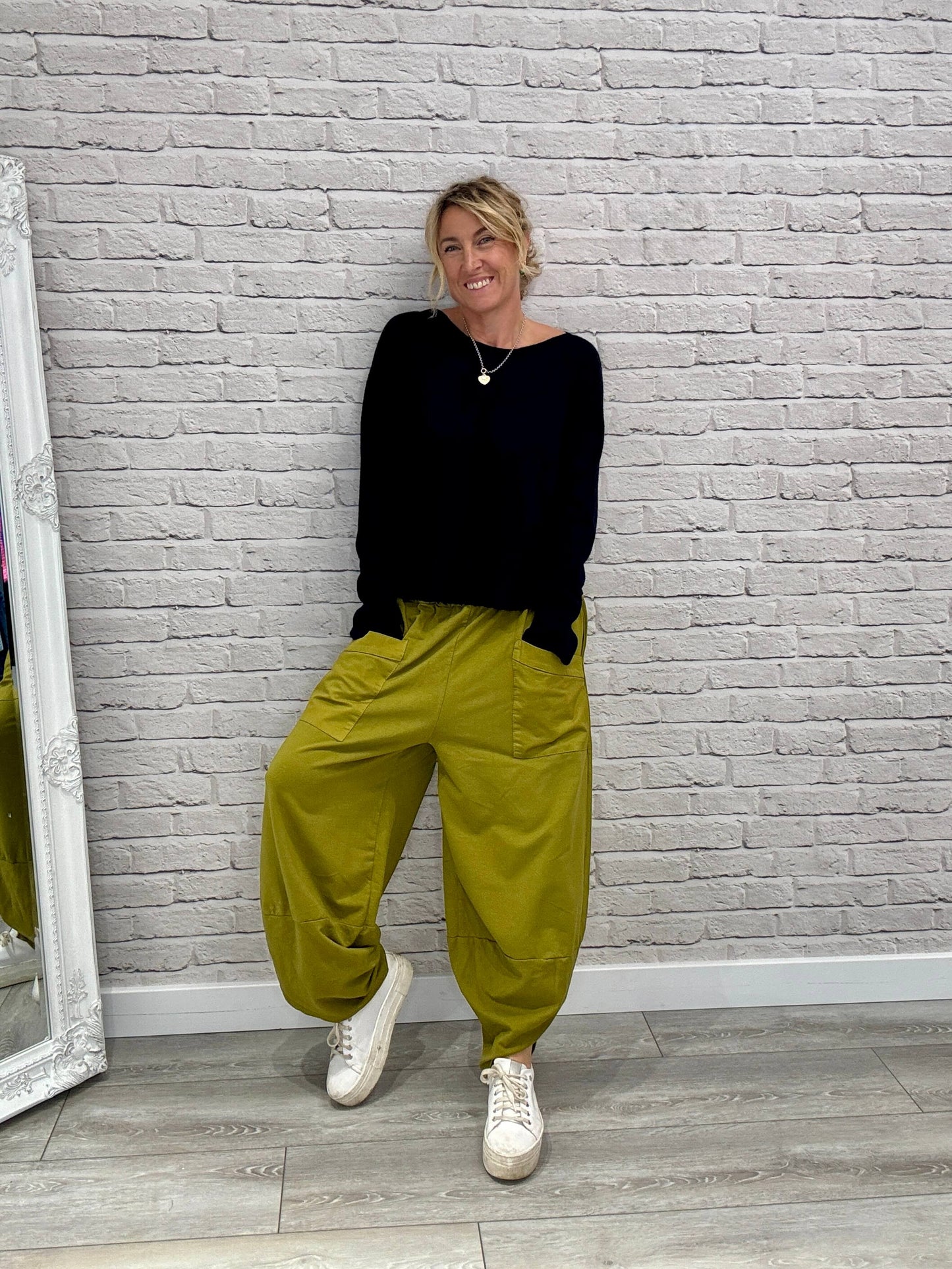 Etta Front Pocket Cocoon Pants | Pistachio