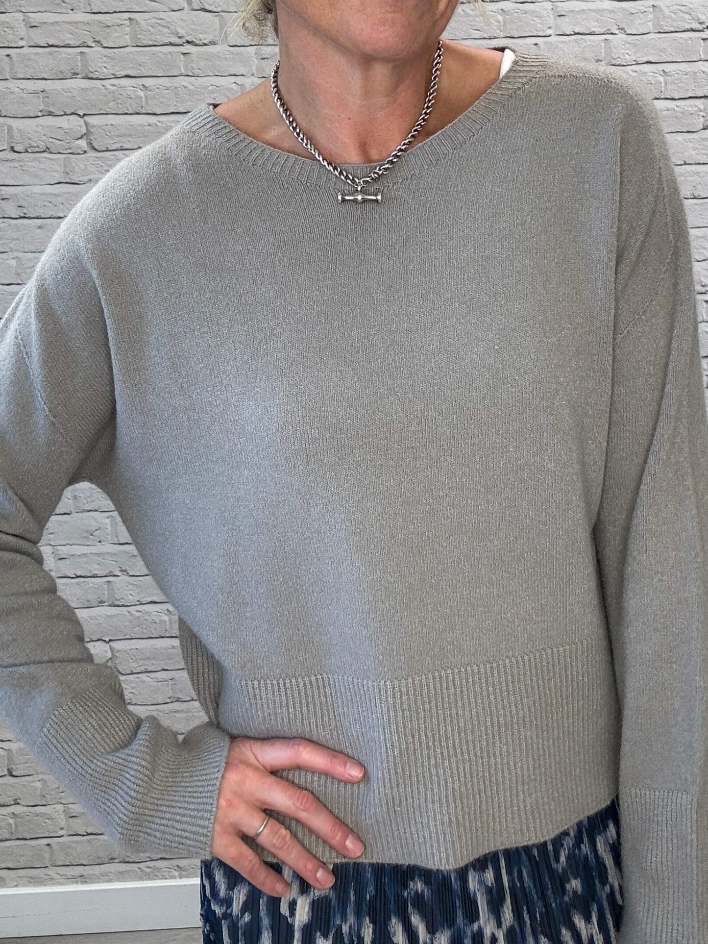 Monty Sweater | Mouse