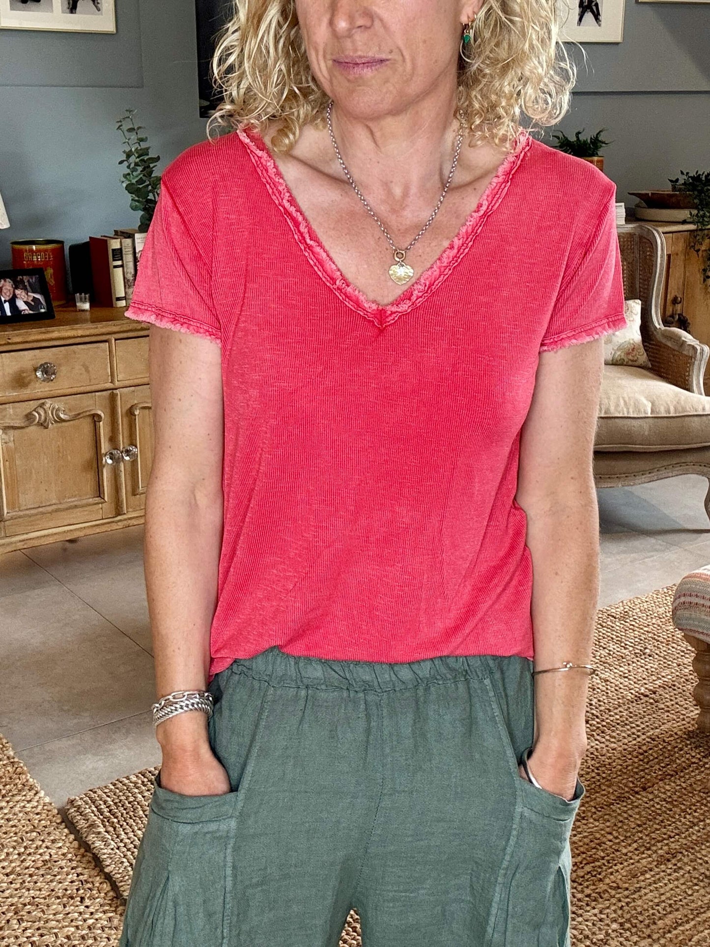 The Drift V-Neck Tee | Crushed Strawberry