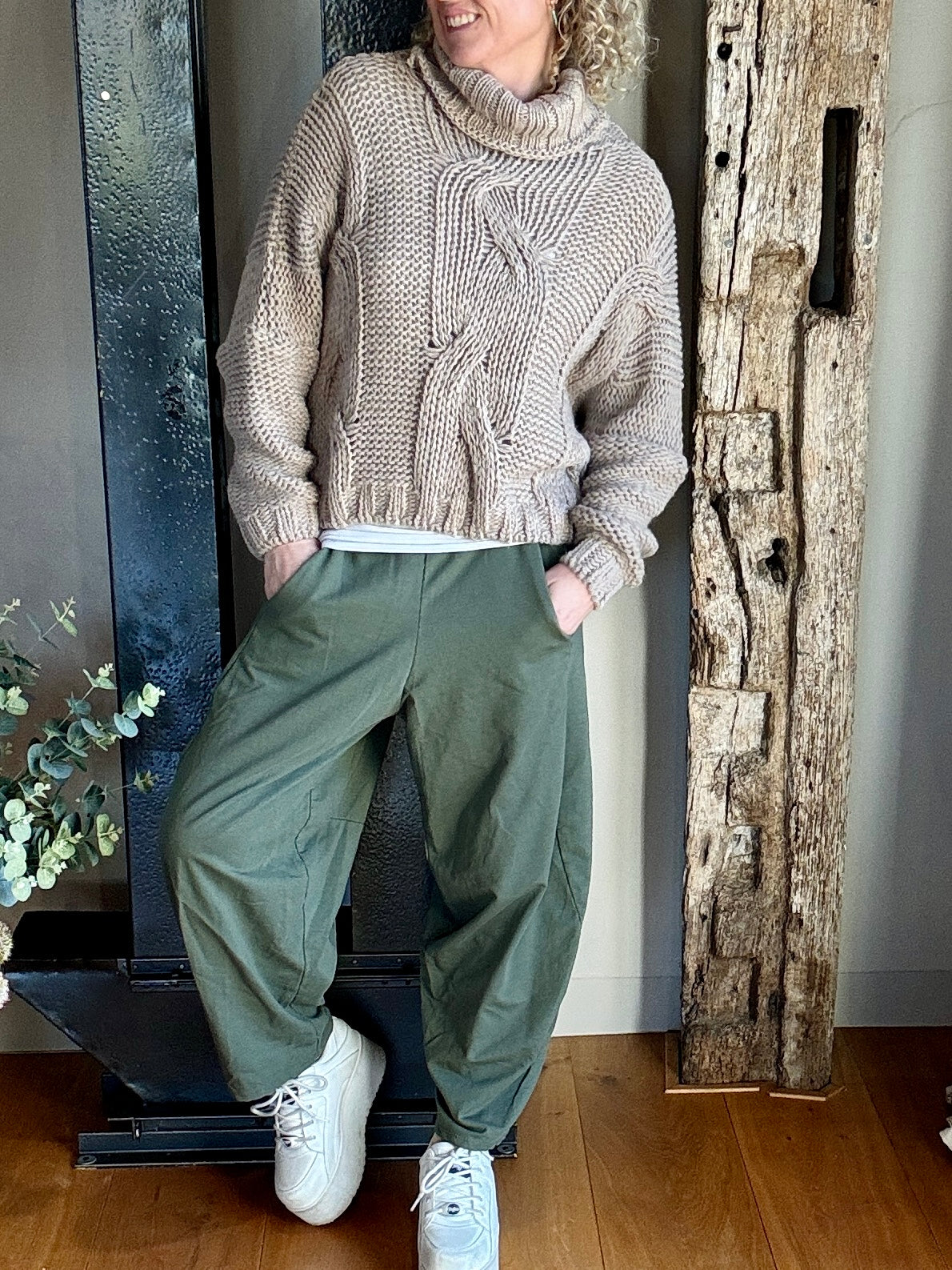 Barrel Joggers | Khaki