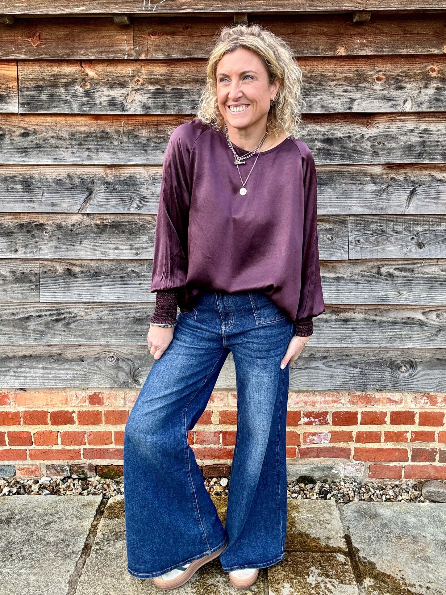Queens High Rise Wide Leg Jeans