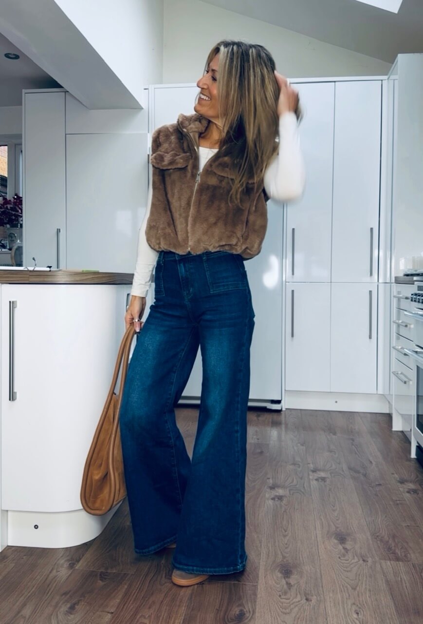 Queens Patch Pocket Wide Leg Jeans