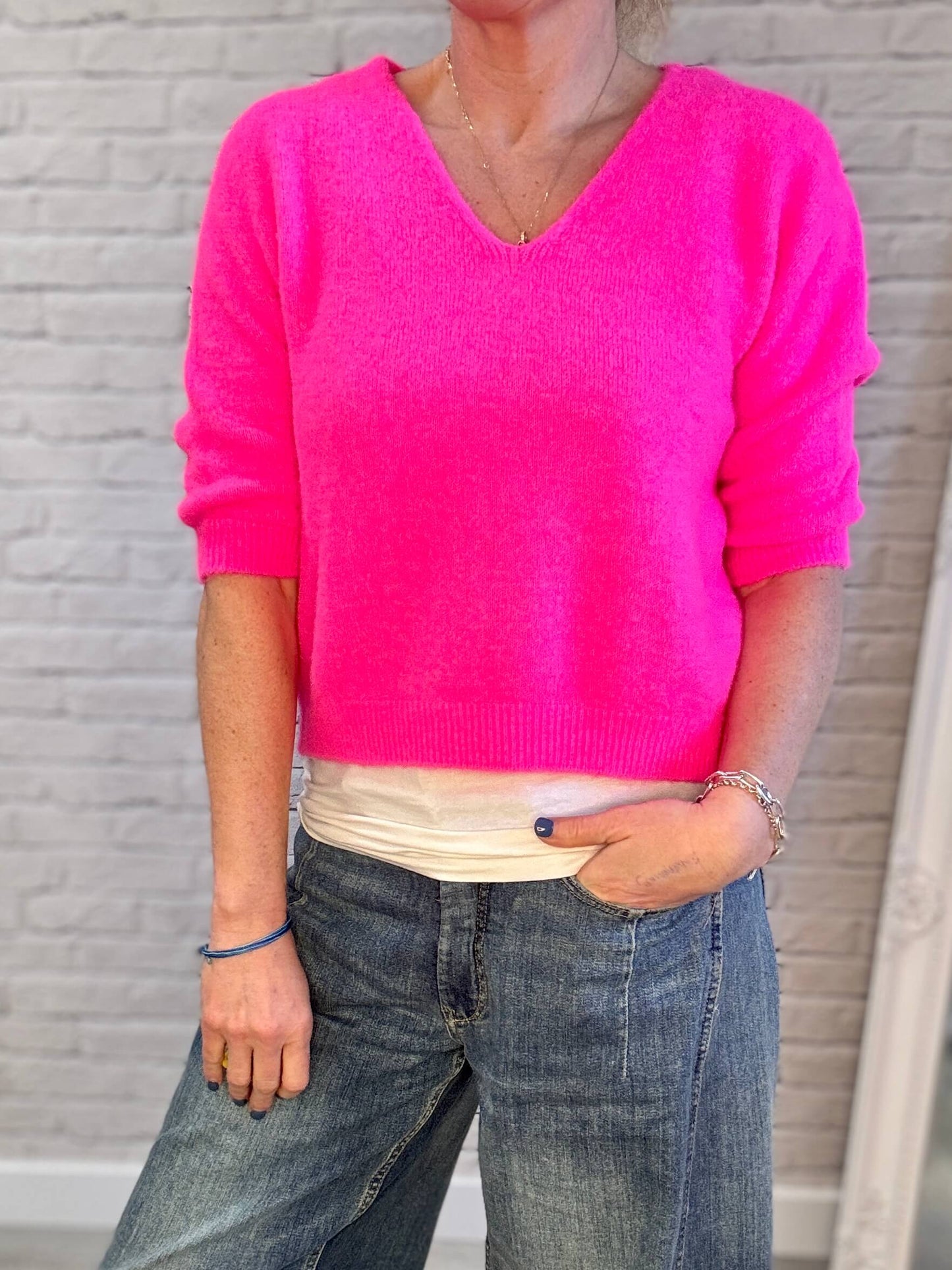 Nina Knits | Neon Pink