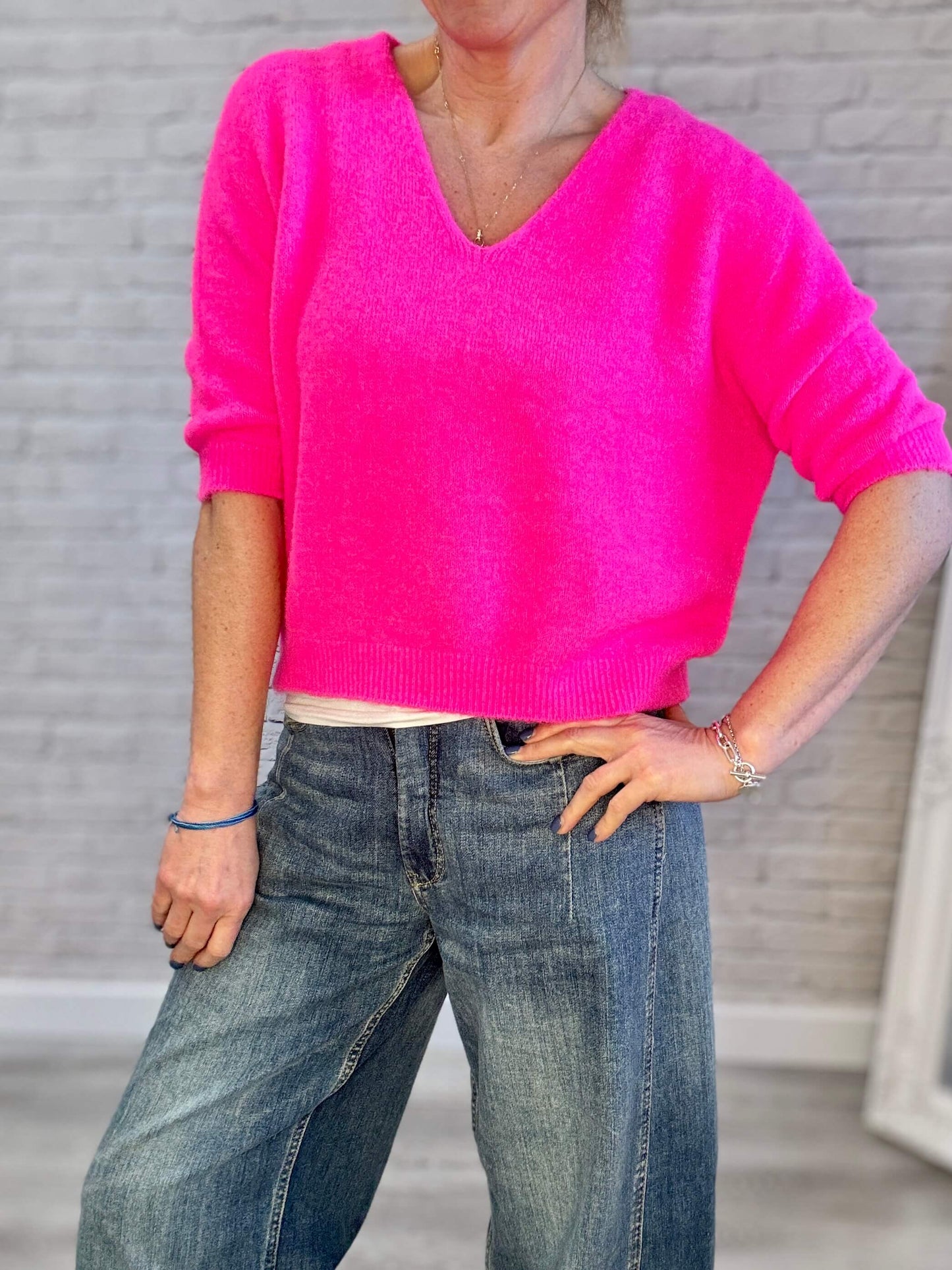 Nina Knits | Neon Pink