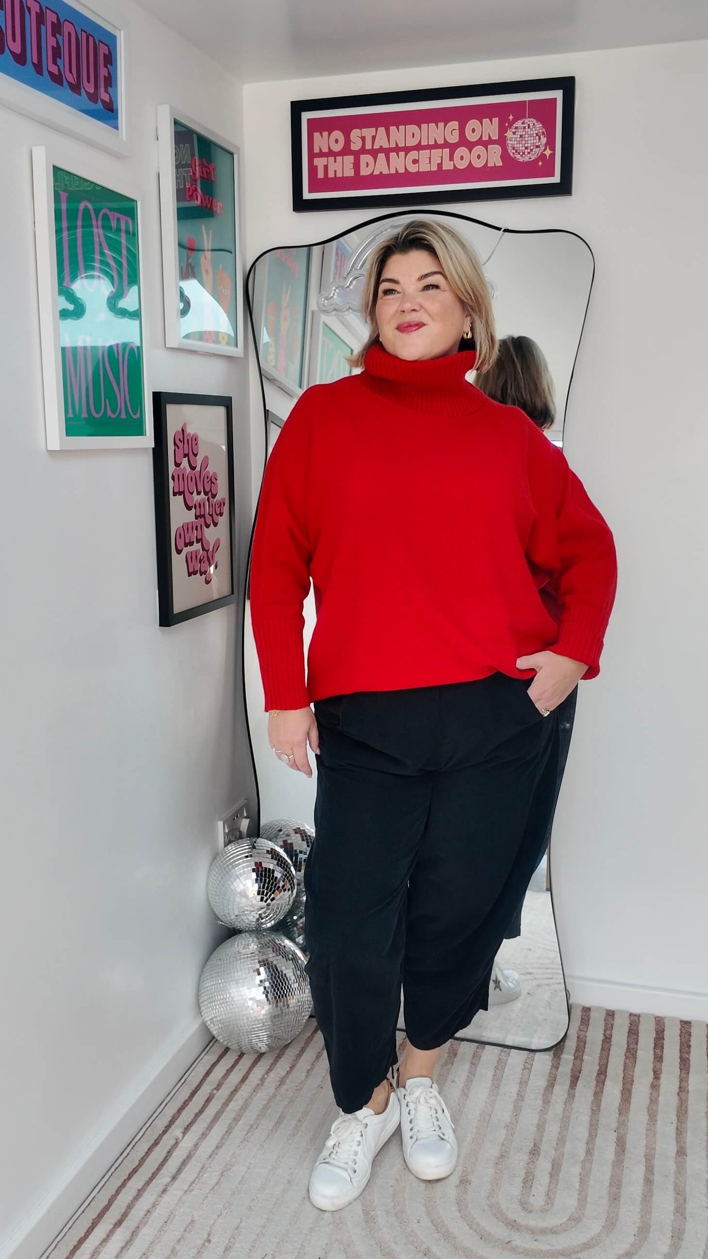 Arabella Roll Neck | Red