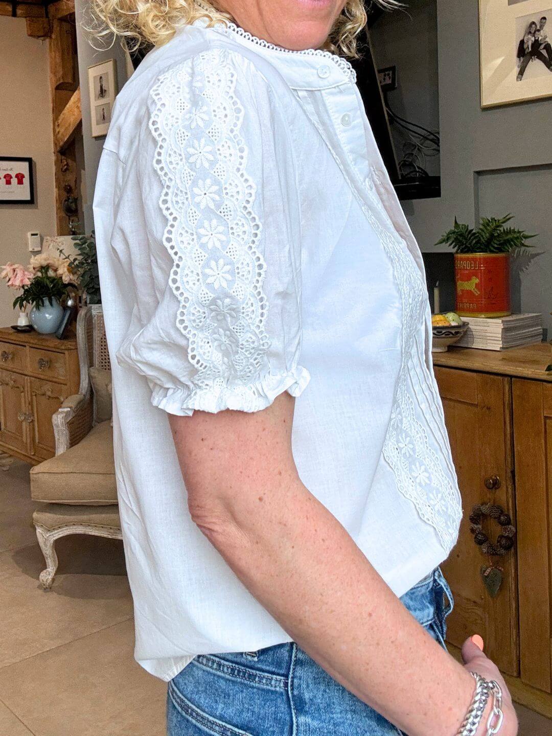 Ava Blouse | White