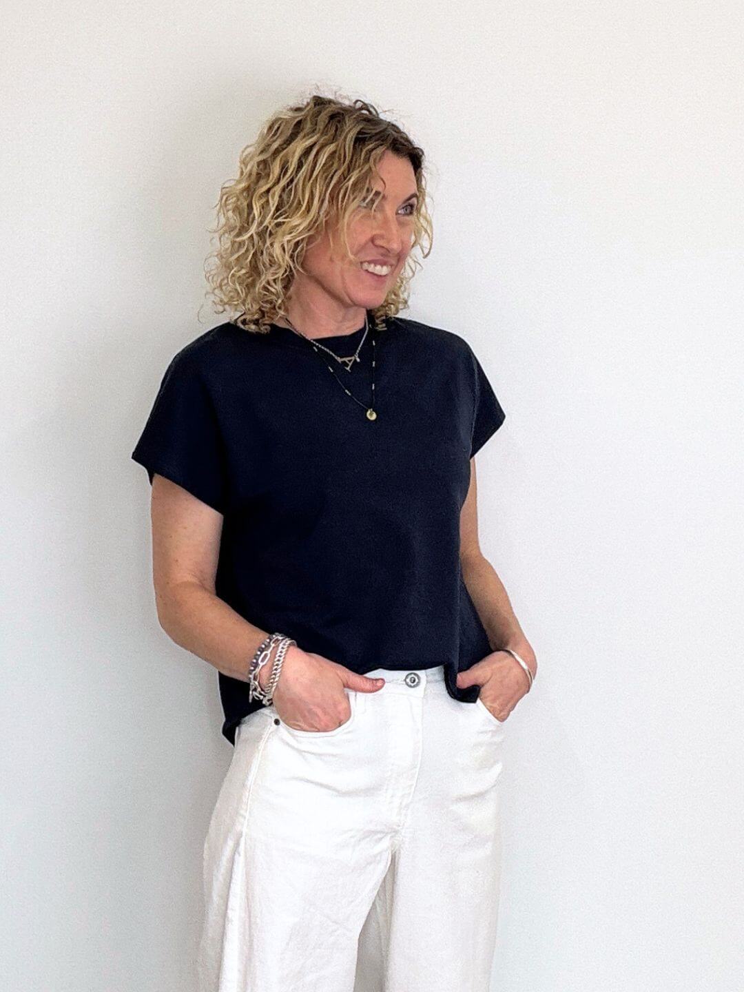 The Milan Tee | Navy