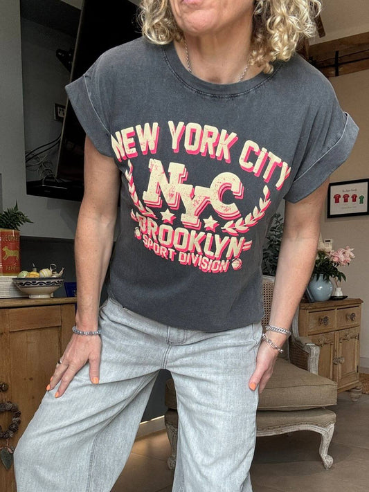 NYC T-Shirt | Grey & Neon Pink