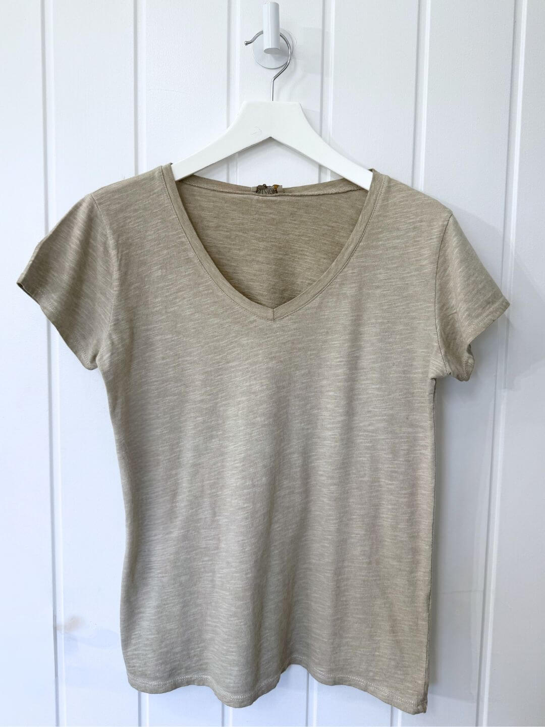 Bali Tee | Distressed Taupe