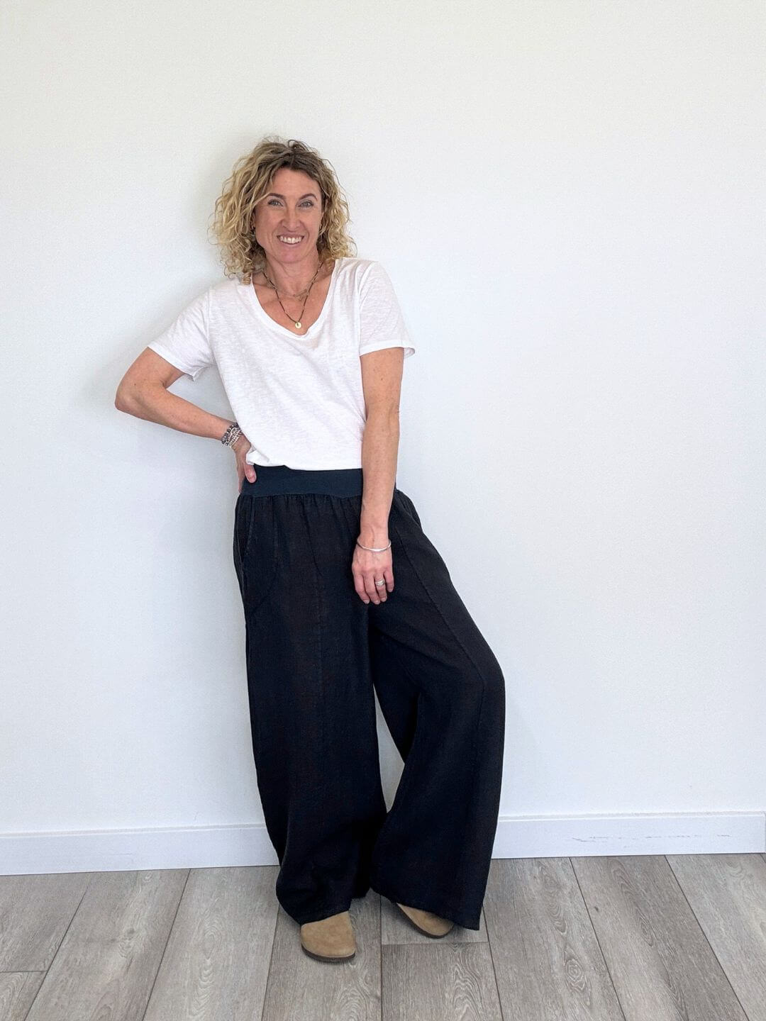 Lilly Linen Wide Leg Trousers - Navy