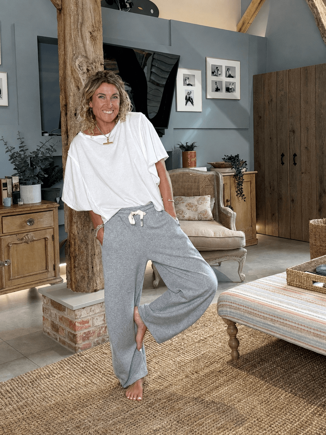 Duke Joggers | Grey & White