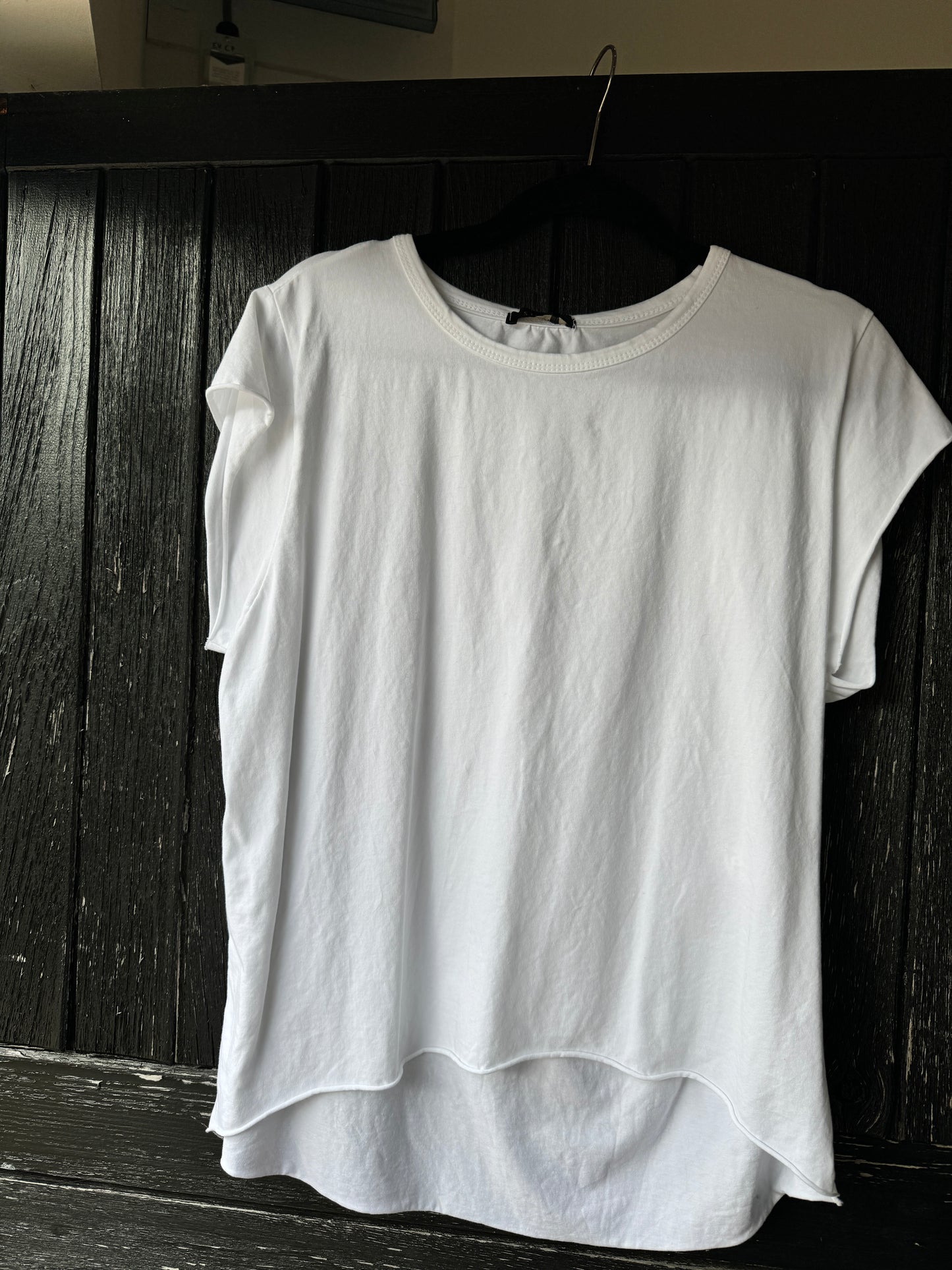 White High Low T-shirt (SAMPLE)