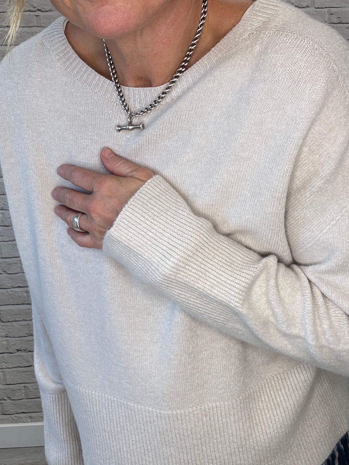 Monty Sweater | Beige