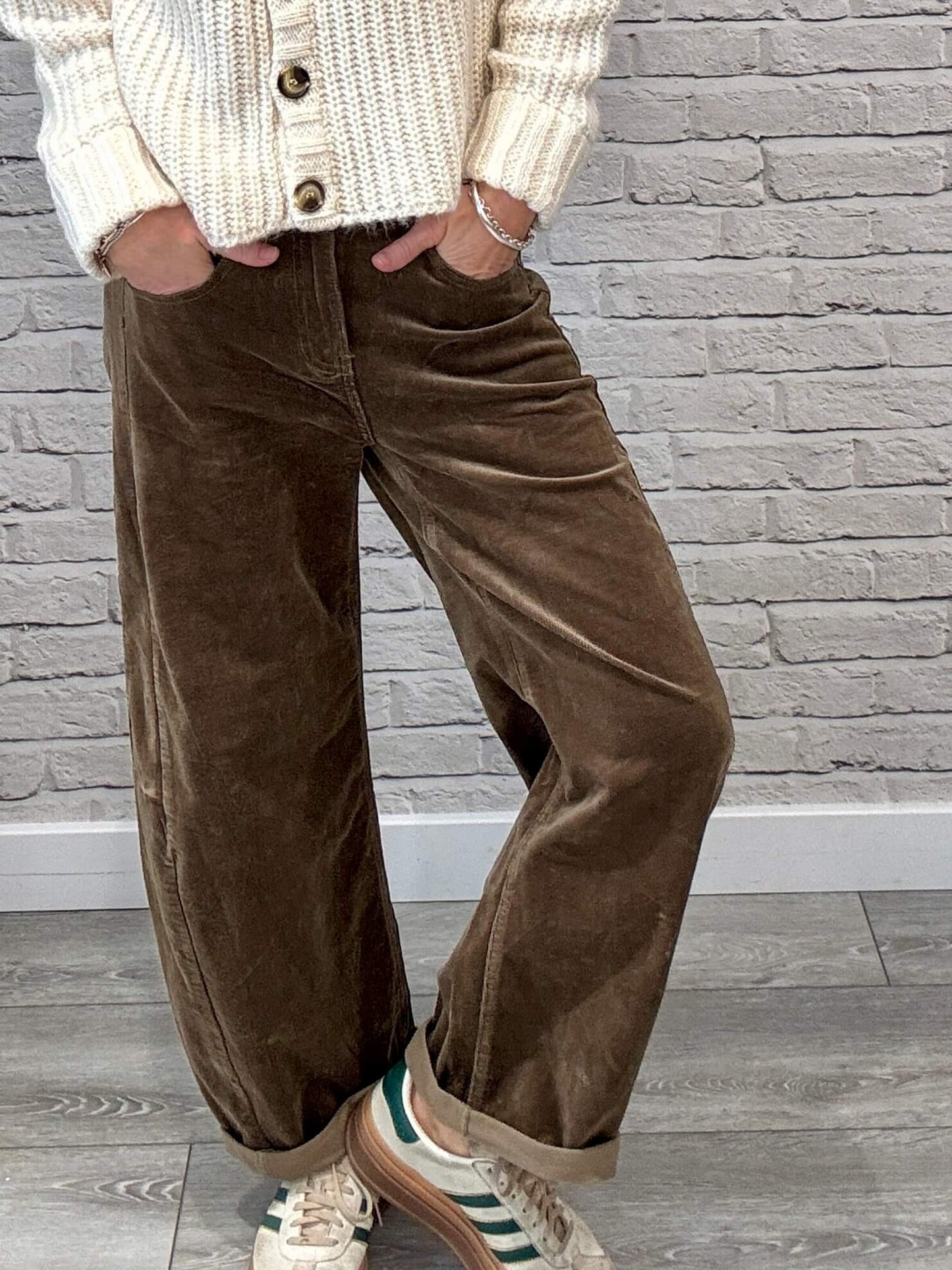 Carnaby Barrel Cords | Latte