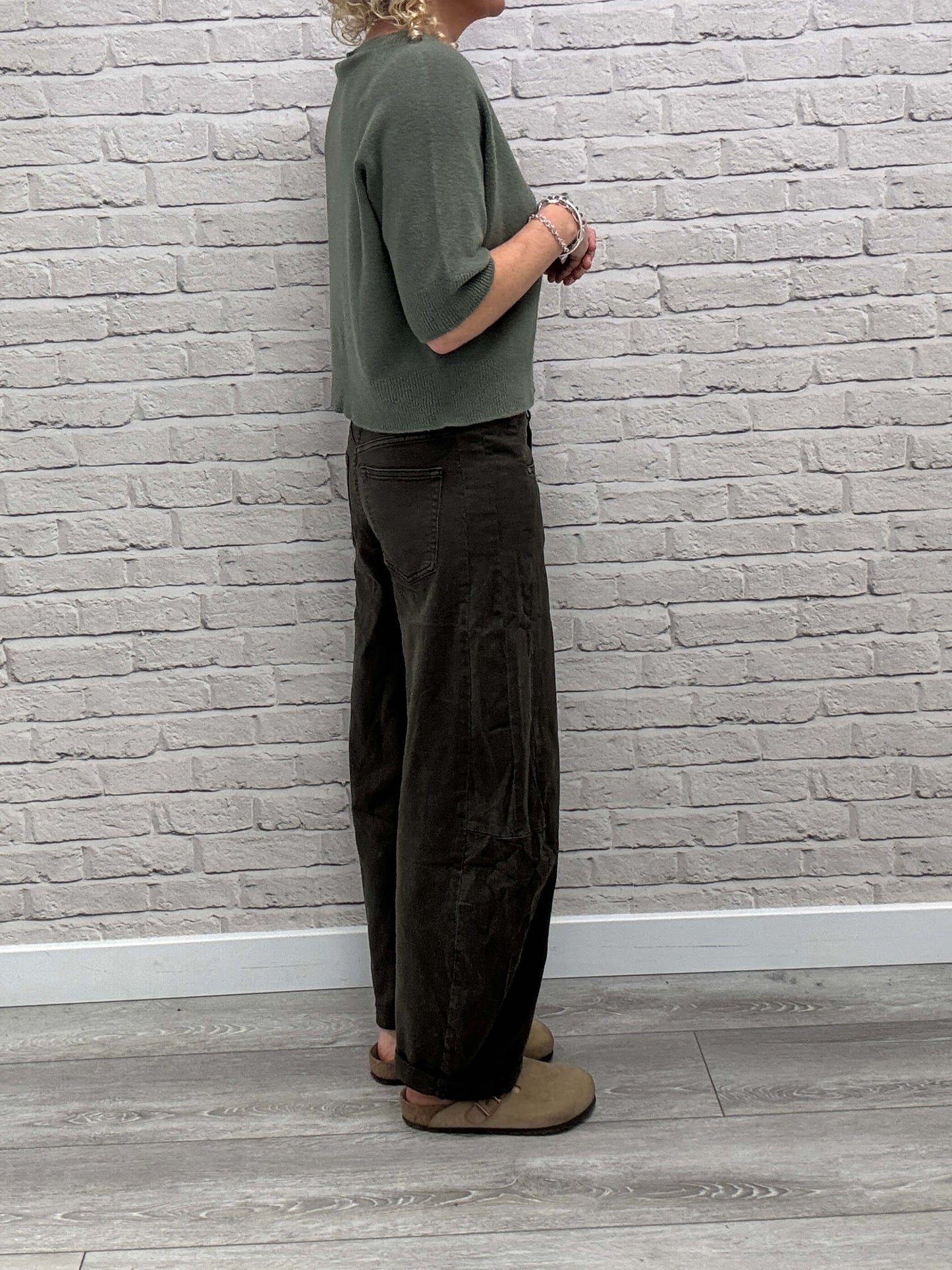 Carnaby Barrel Jeans | Khaki