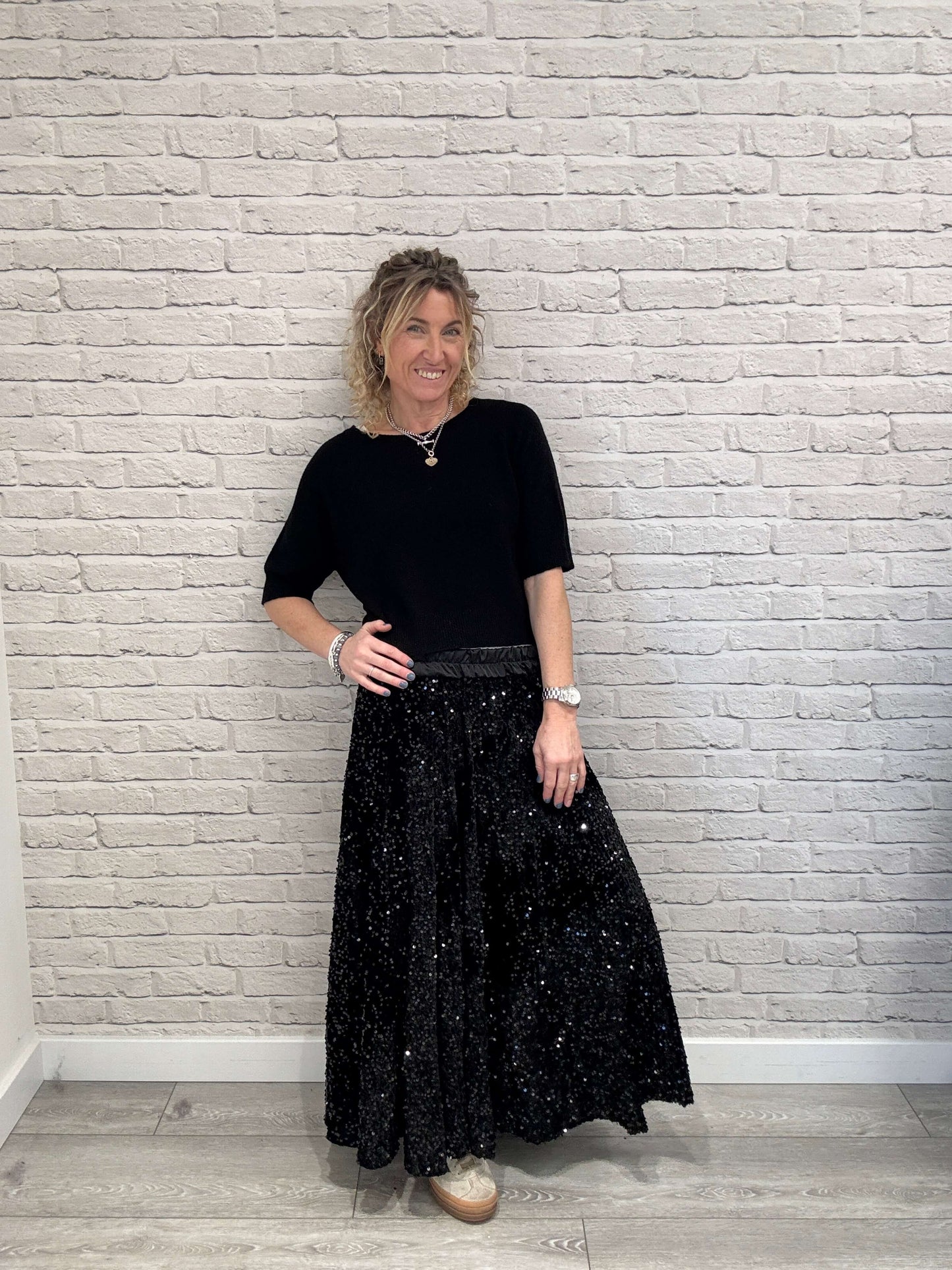 Lopez Velvet Sequin Maxi Skirt | Black