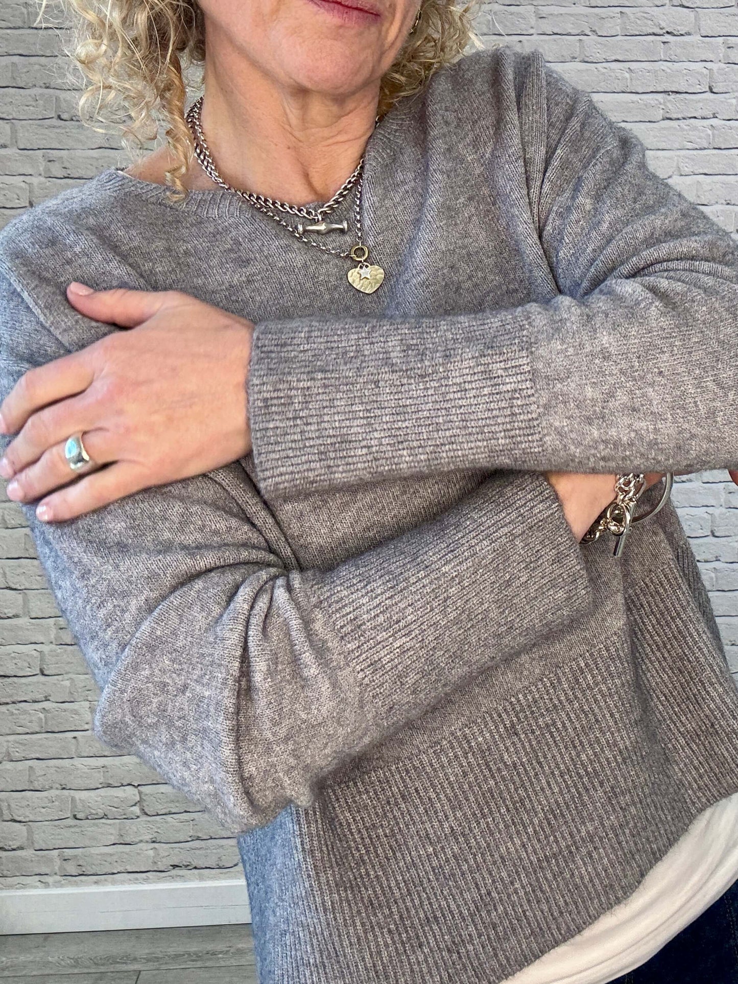 Monty Sweater | Grey