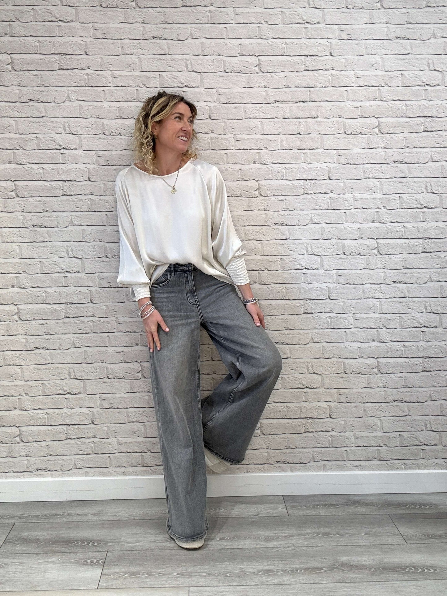 Sophia Satin Top | Champagne