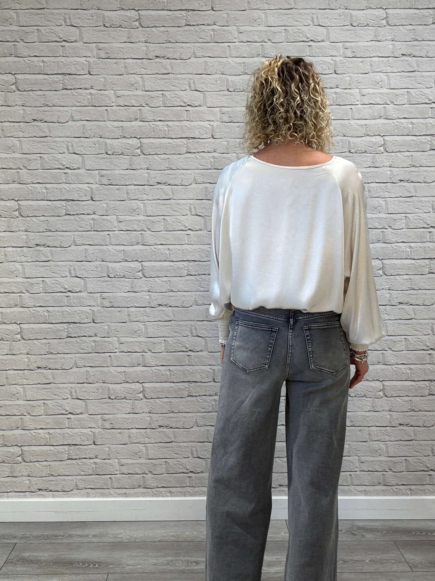 Sophia Satin Top | Champagne