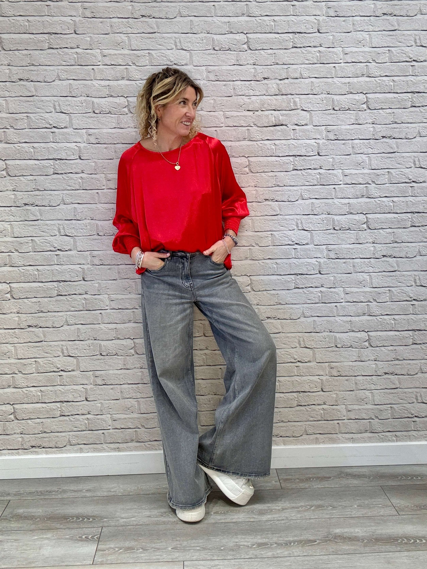 Sophia Satin Top | Red