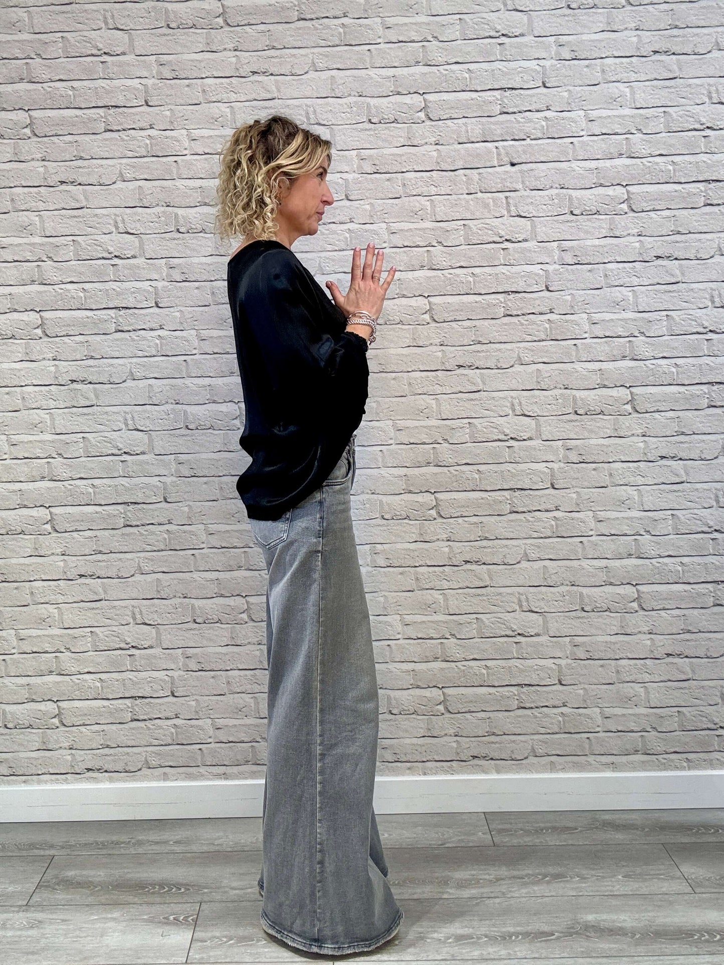 Sophia Satin Top | Black