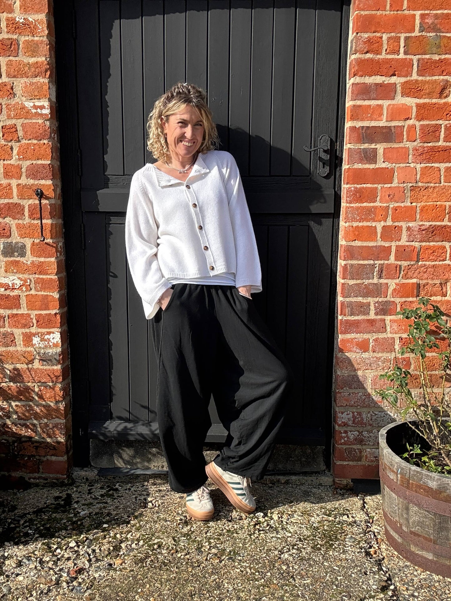 Camden Barrel Joggers | Black (longer length)