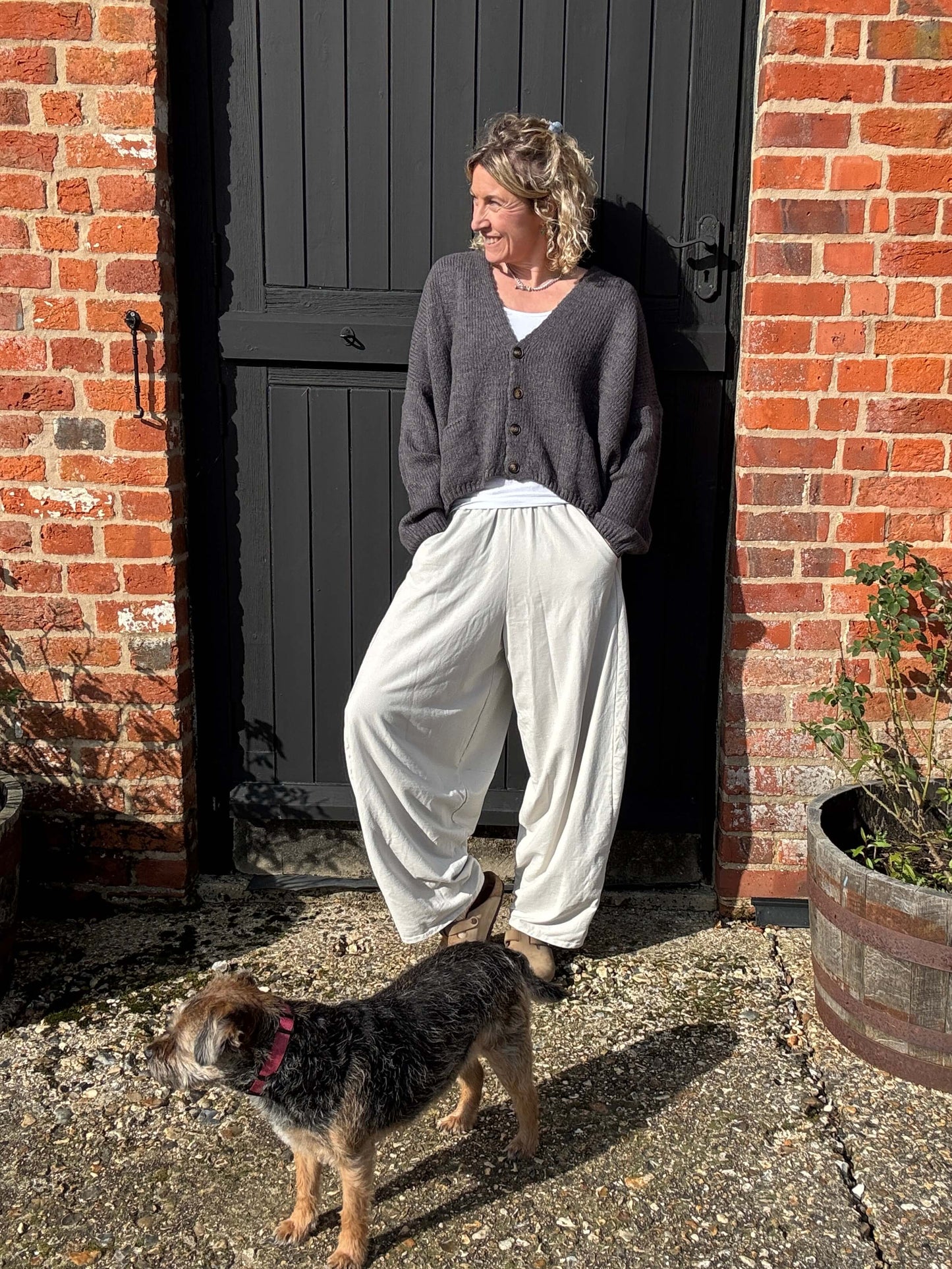 Camden Barrel Joggers | Beige (longer length)