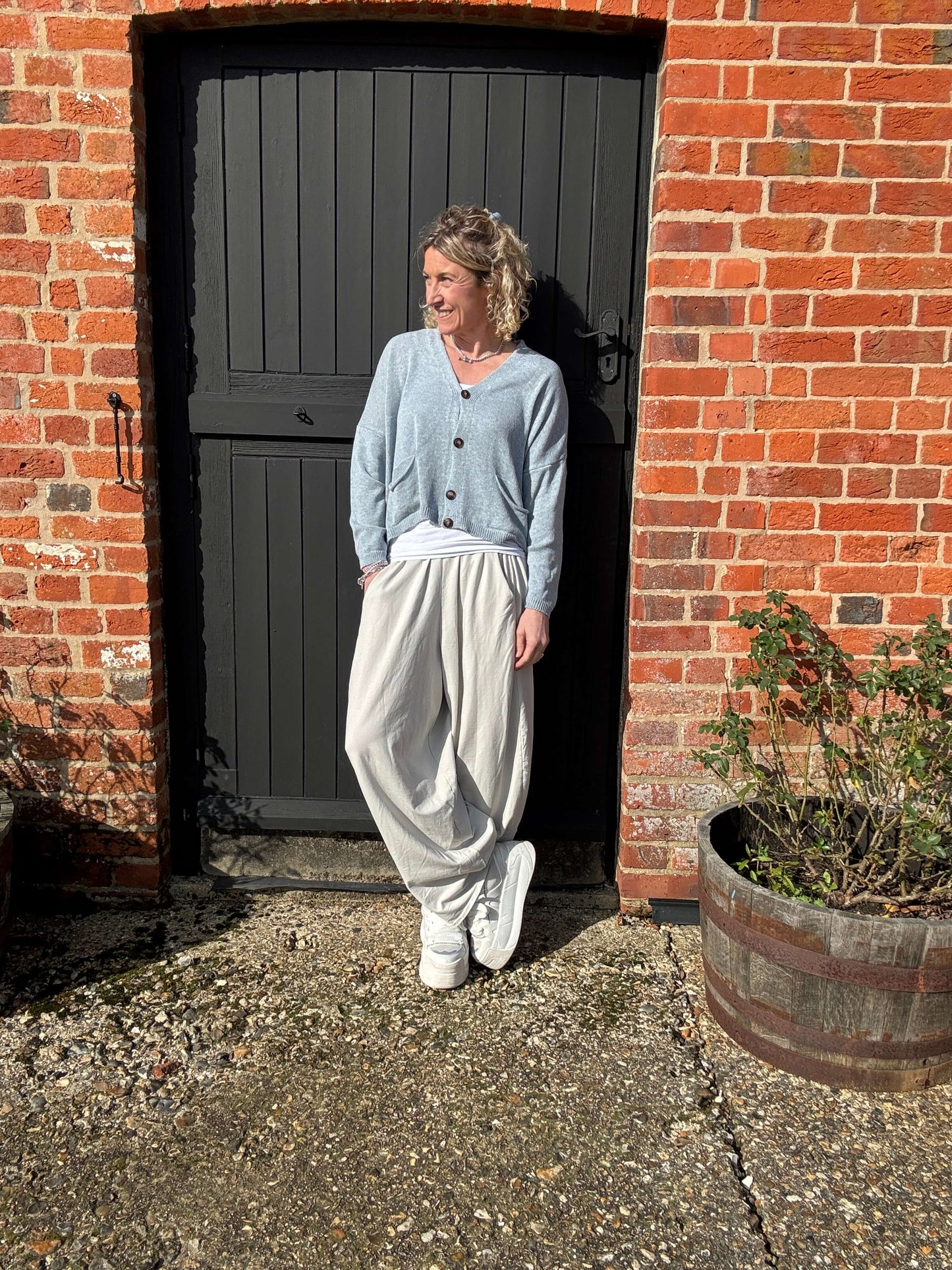 Camden Barrel Joggers | Beige (longer length)