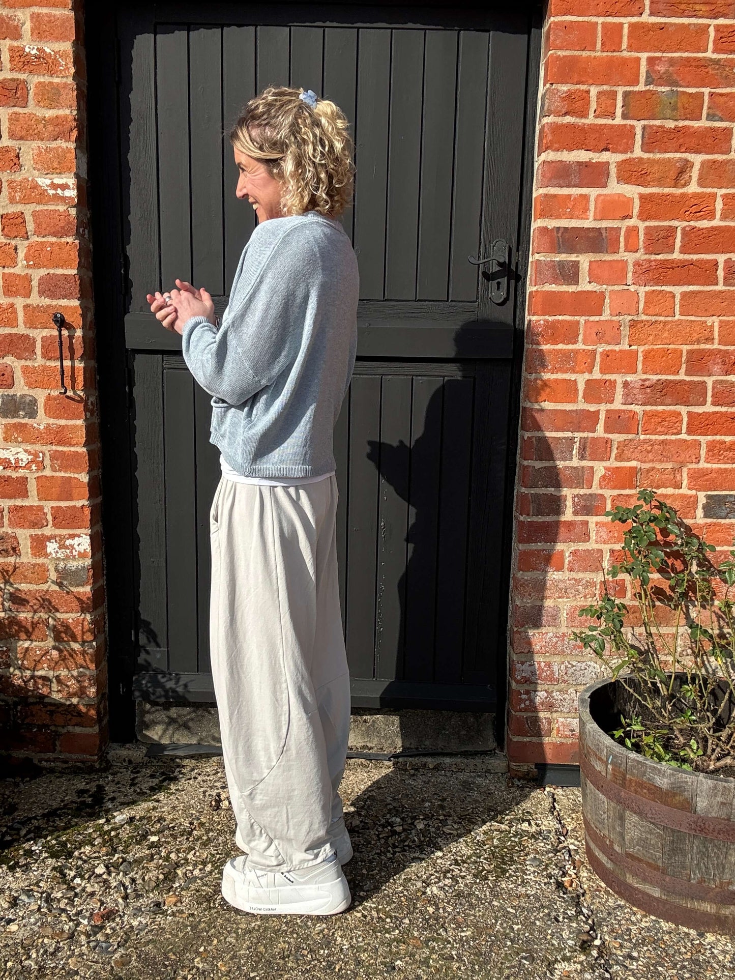 Camden Barrel Joggers | Beige (longer length)