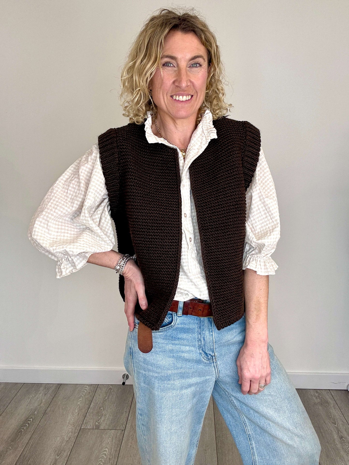 Mia Knitted Gilet | Chocolate