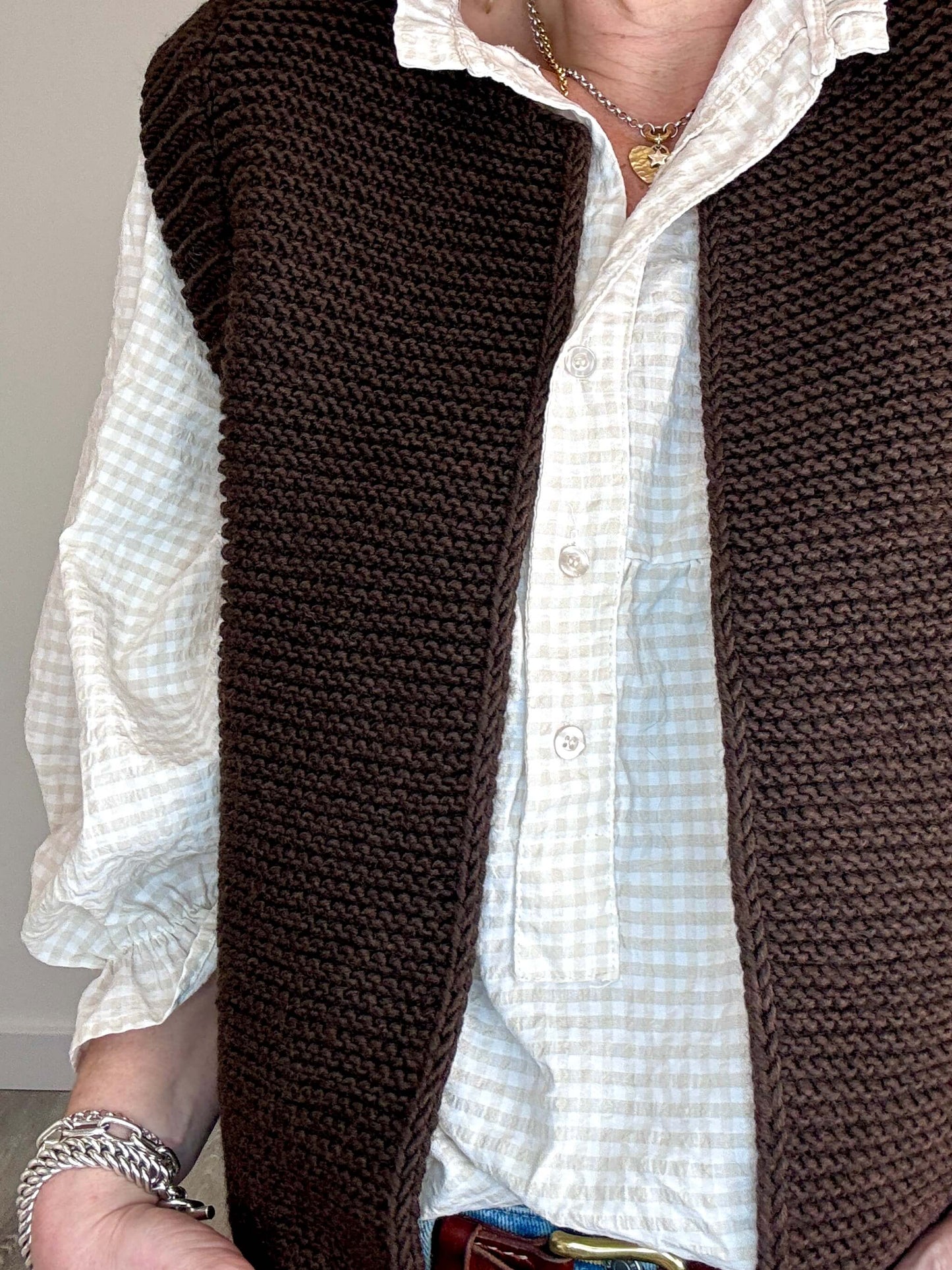 Mia Knitted Gilet | Chocolate