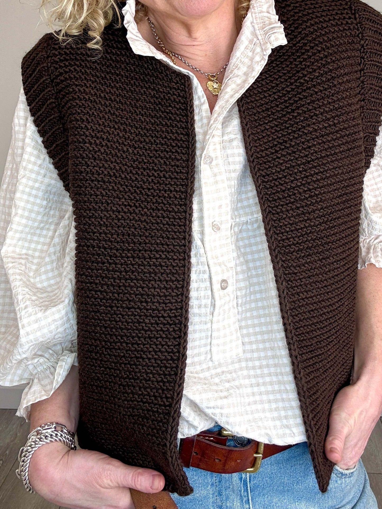 Mia Knitted Gilet | Chocolate