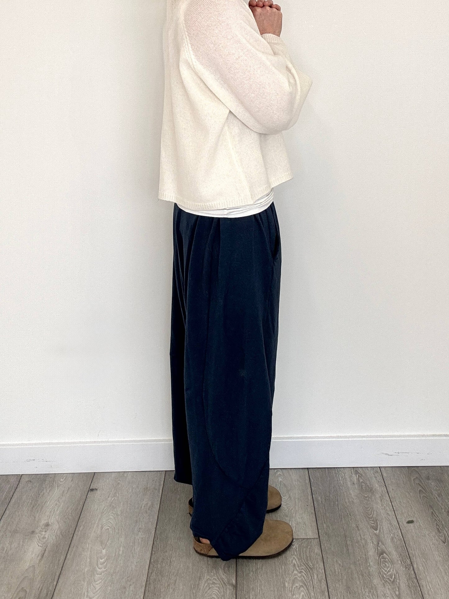 Camden Barrel Joggers | Navy (longer length)