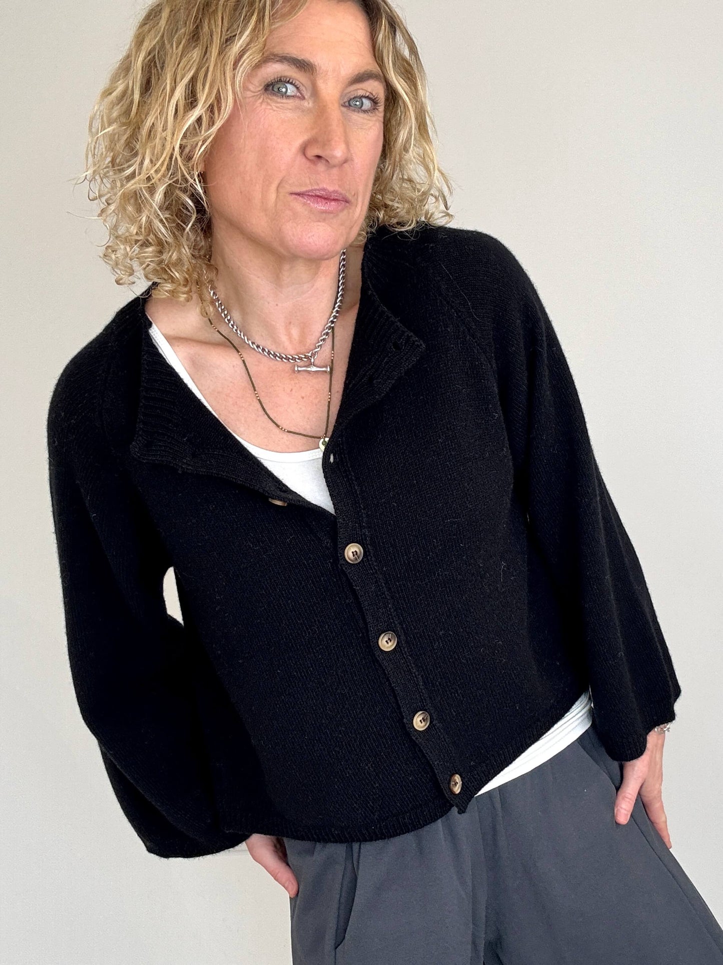 Salcombe Merino Wool Cardigan | Black