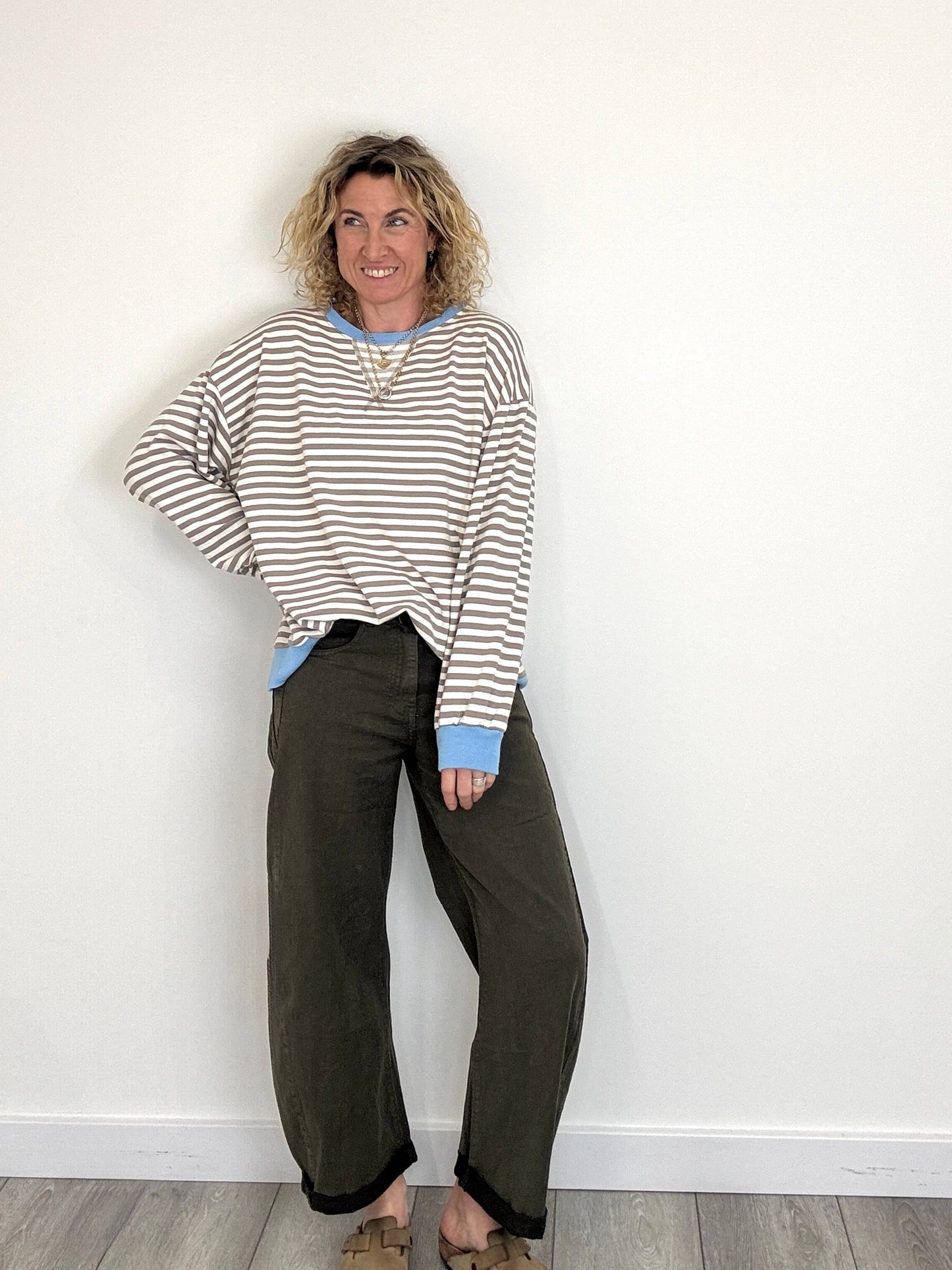 SPRING Carnaby Barrel Jeans |  Khaki (NEW)