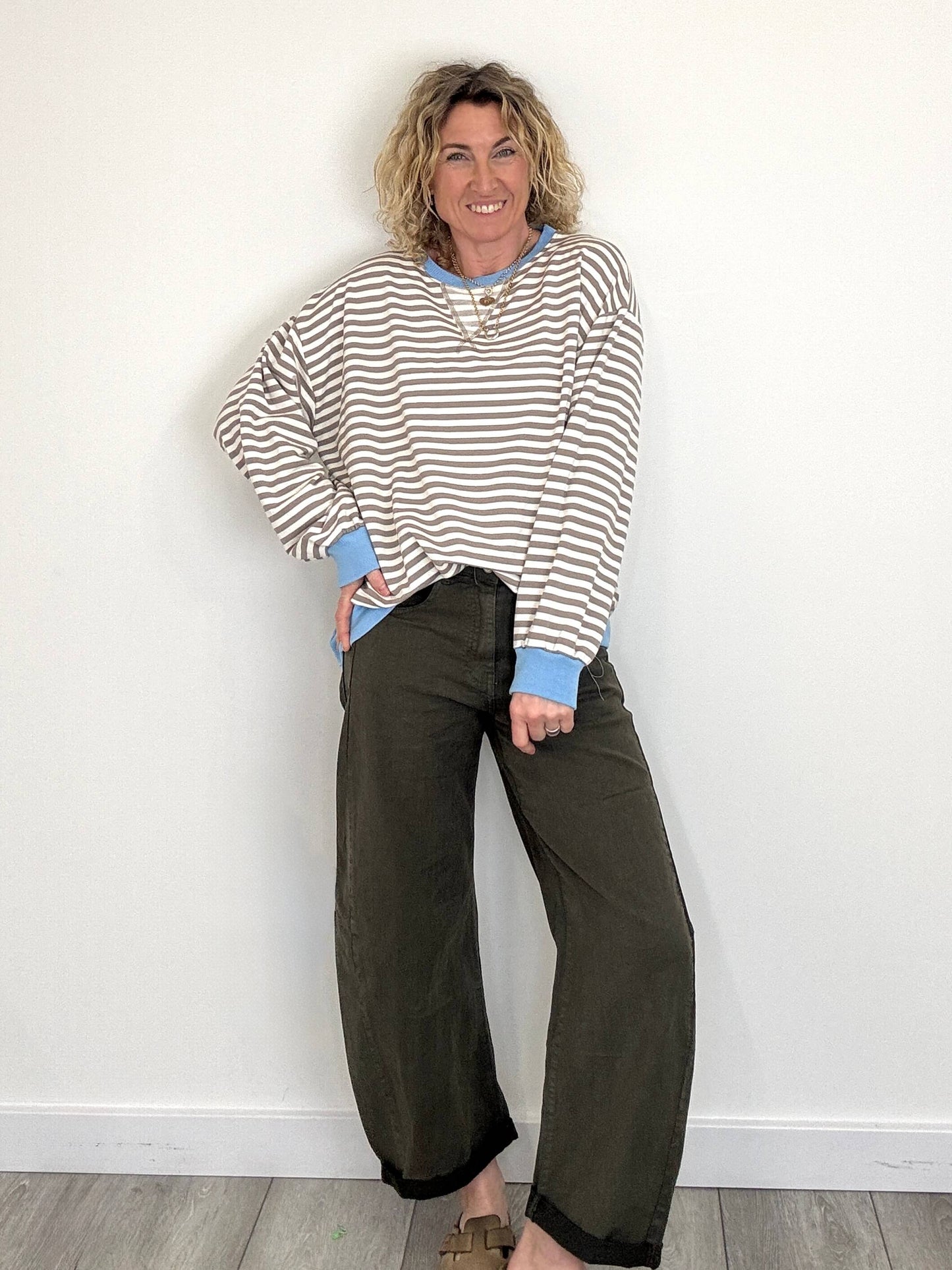 SPRING Carnaby Barrel Jeans |  Khaki (NEW)
