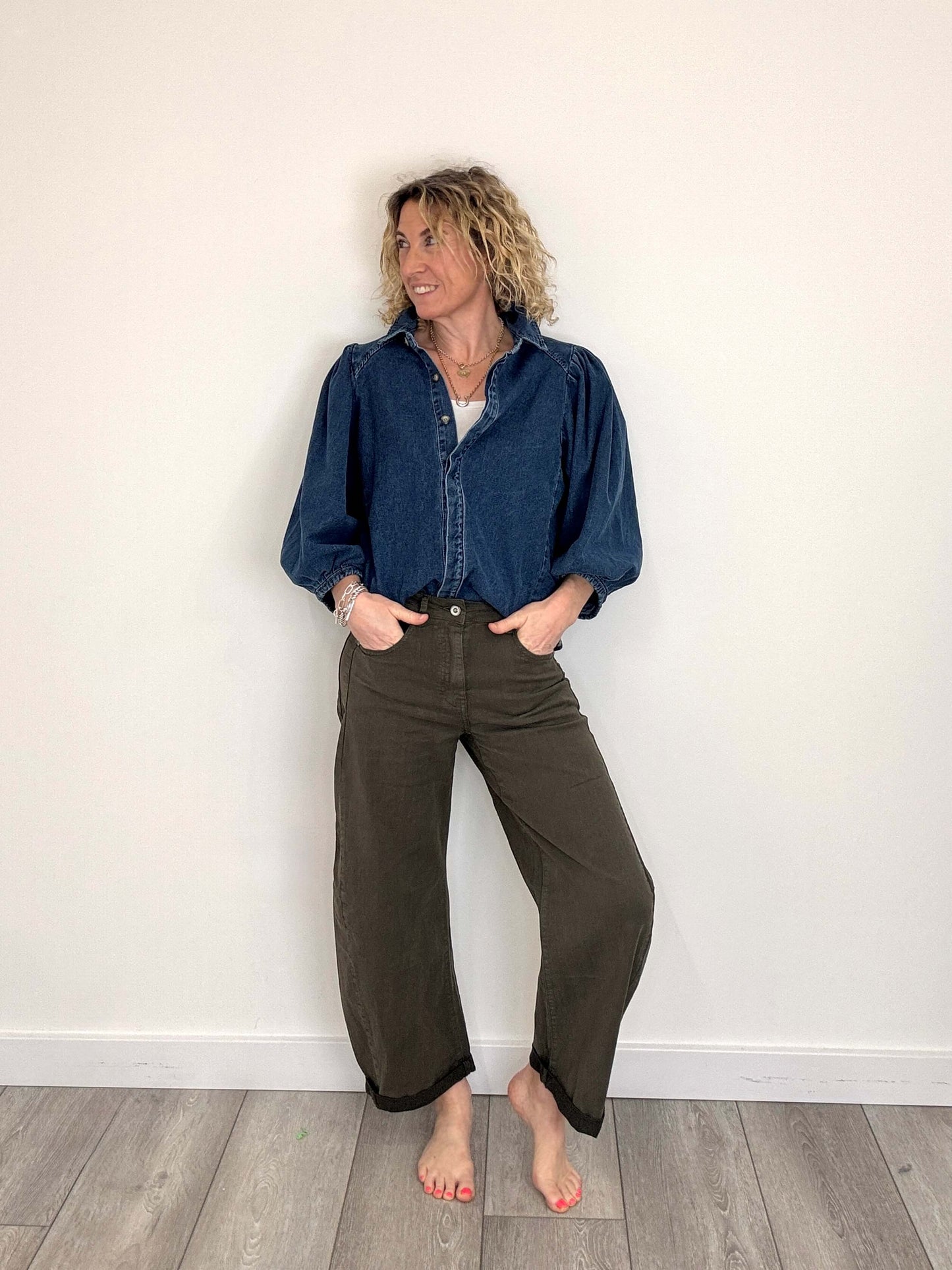 SPRING Carnaby Barrel Jeans |  Khaki (NEW)