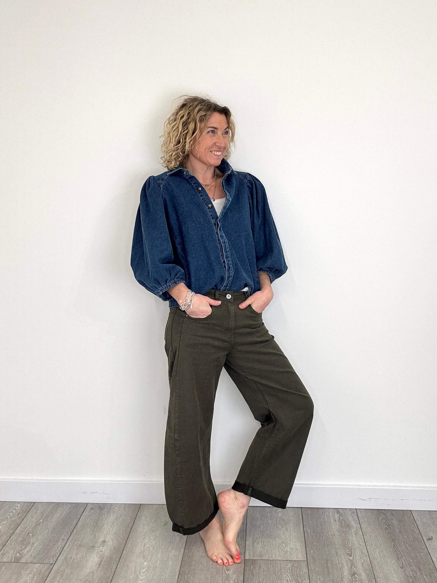SPRING Carnaby Barrel Jeans |  Khaki (NEW)