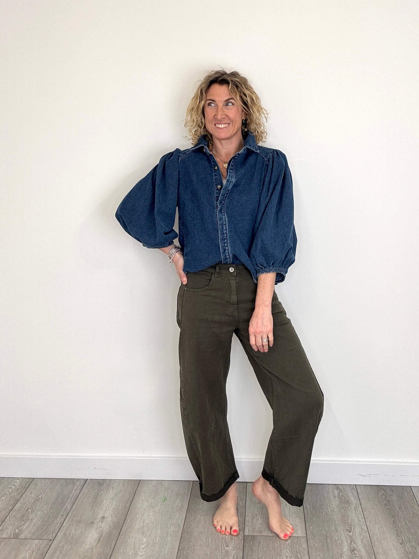 SPRING Carnaby Barrel Jeans |  Khaki (NEW)