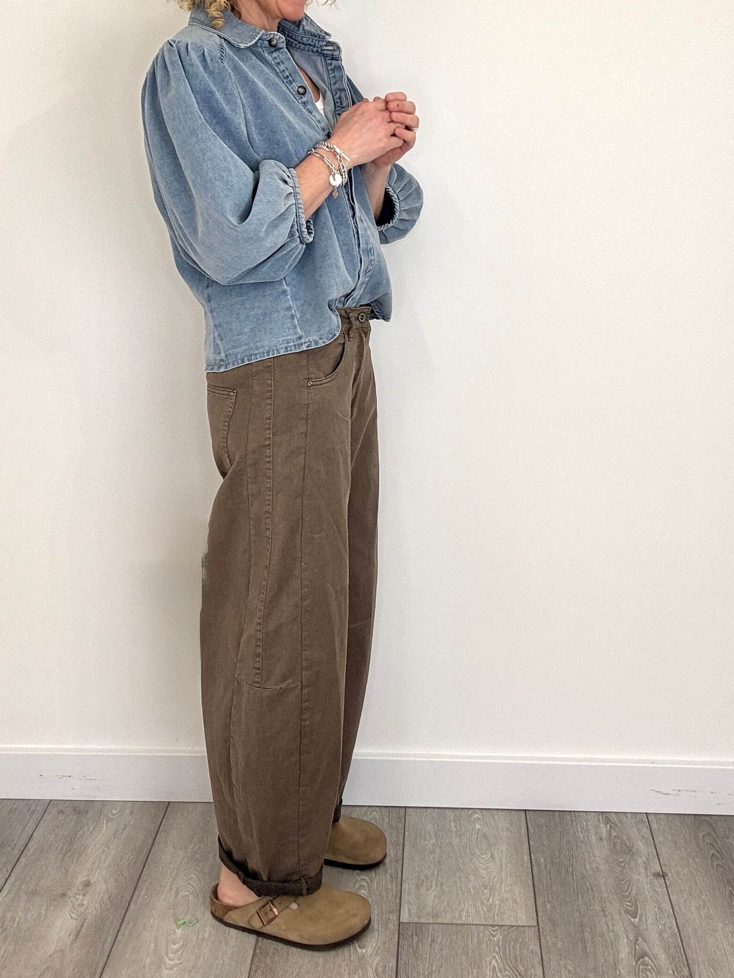 SPRING Carnaby Barrel Jeans |  Mocha (NEW)