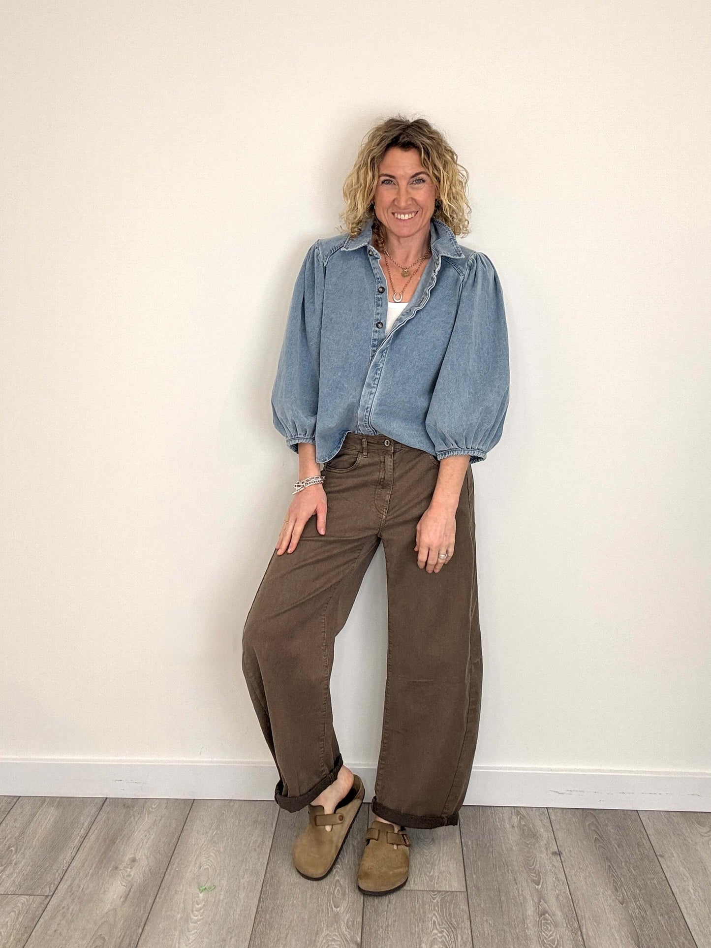 SPRING Carnaby Barrel Jeans |  Mocha (NEW)